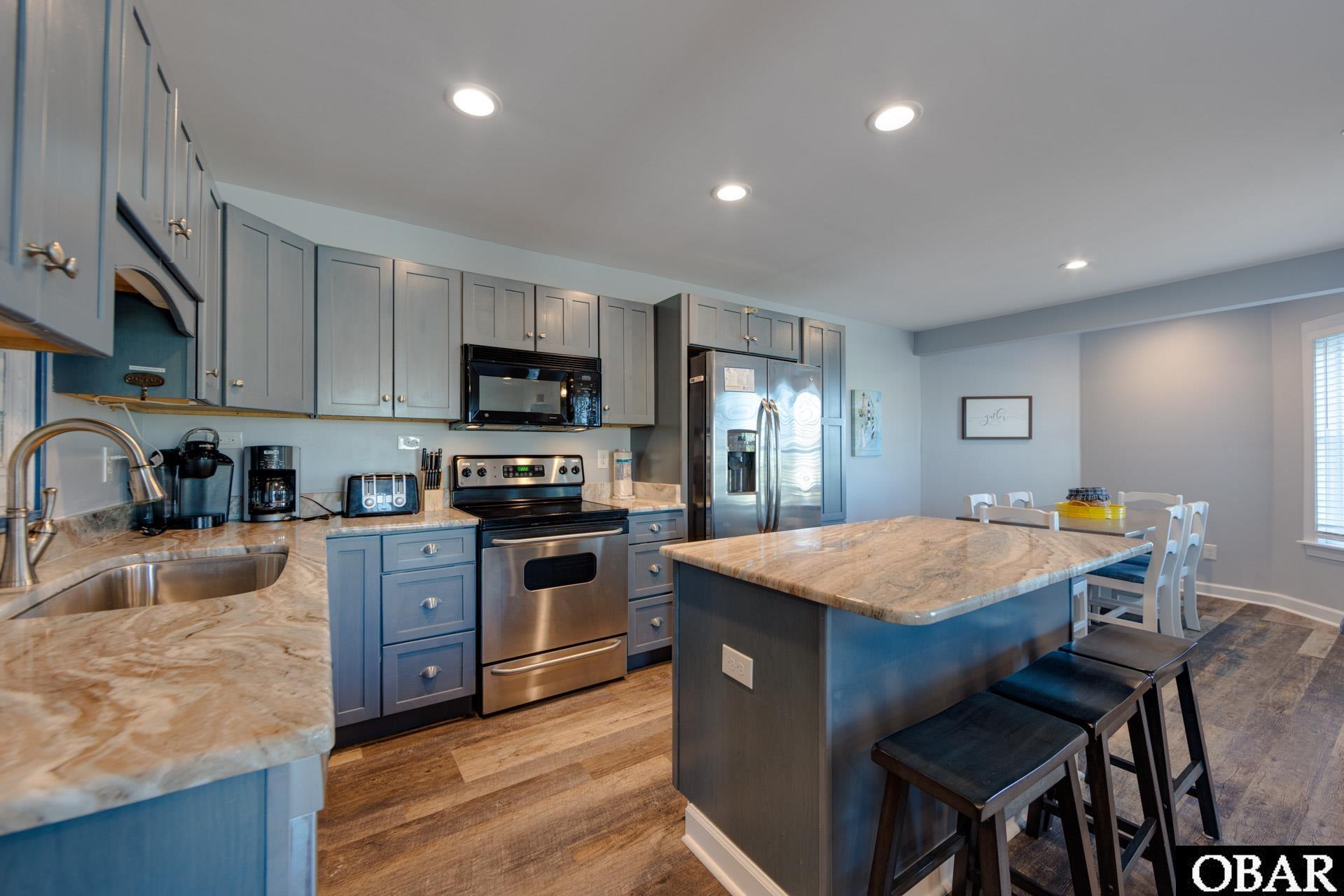 Duck, North Carolina, 27949, United States, 3 Bedrooms Bedrooms, ,2 BathroomsBathrooms,Residential,For Sale,1992061