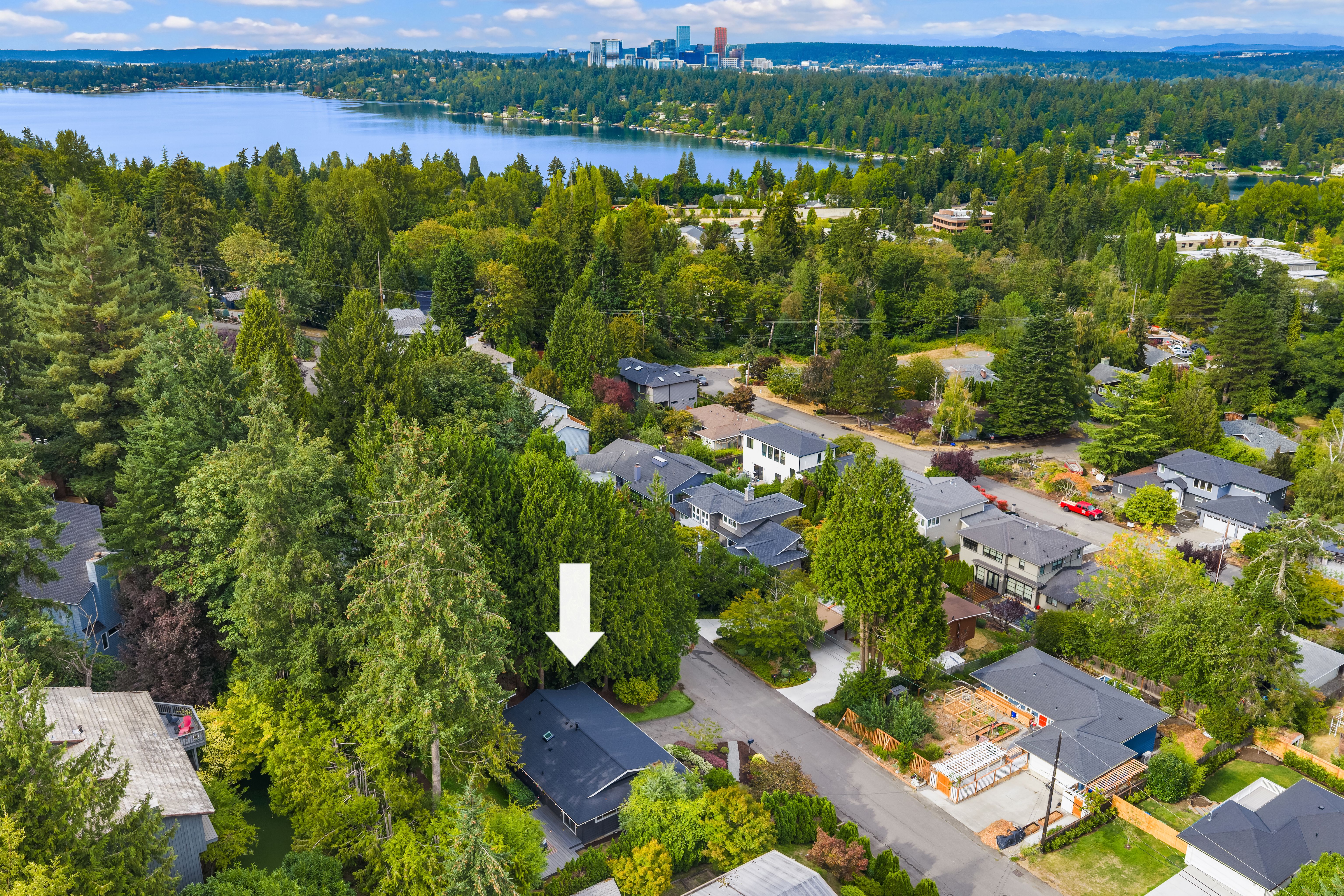  4057 96th Ave SE, Mercer Island, WA 98040 - 物件實景