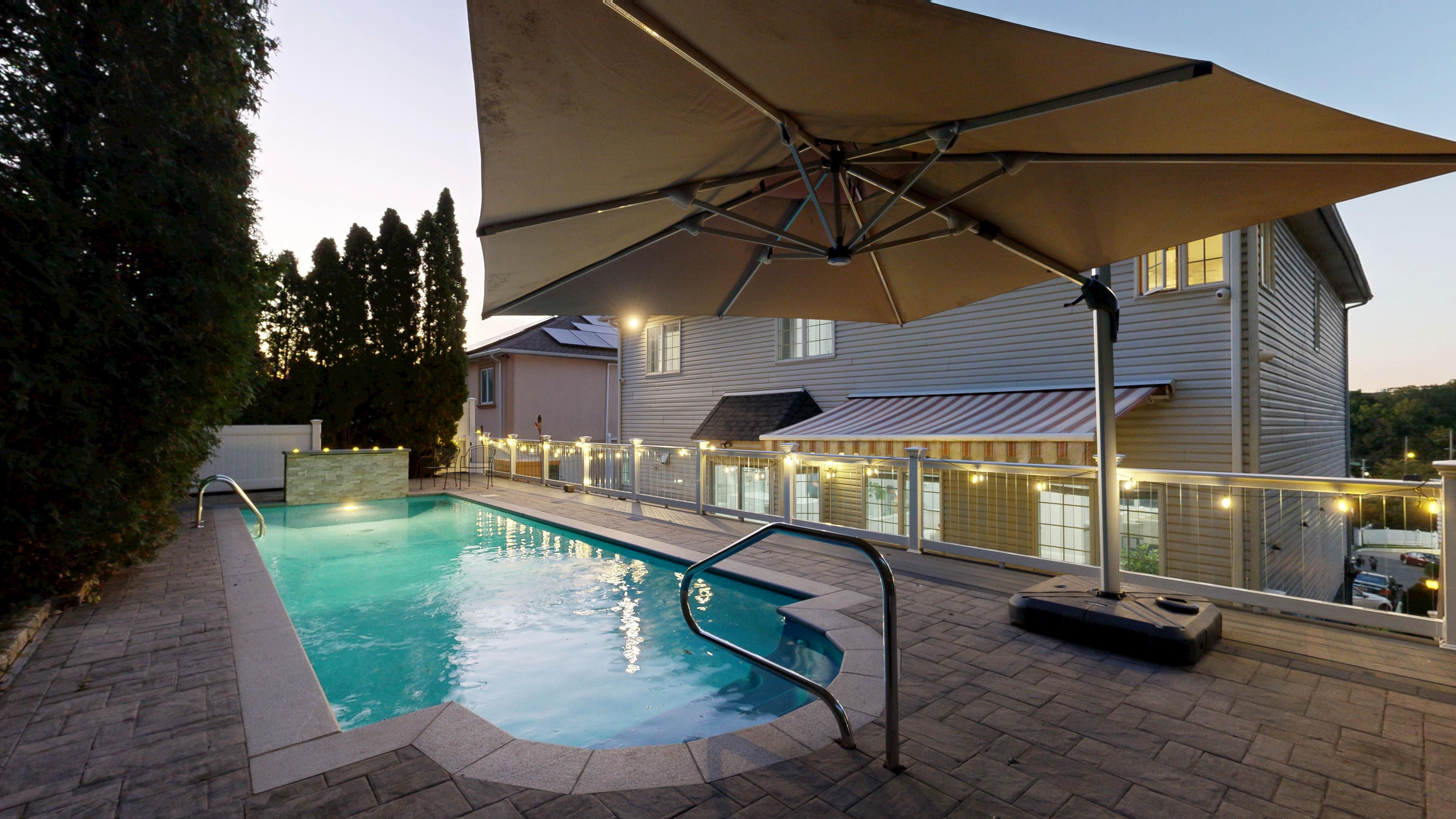 Staten Island, New York, 10301, United States, 6 Bedrooms Bedrooms, ,4 BathroomsBathrooms,Residential,For Sale,1976673