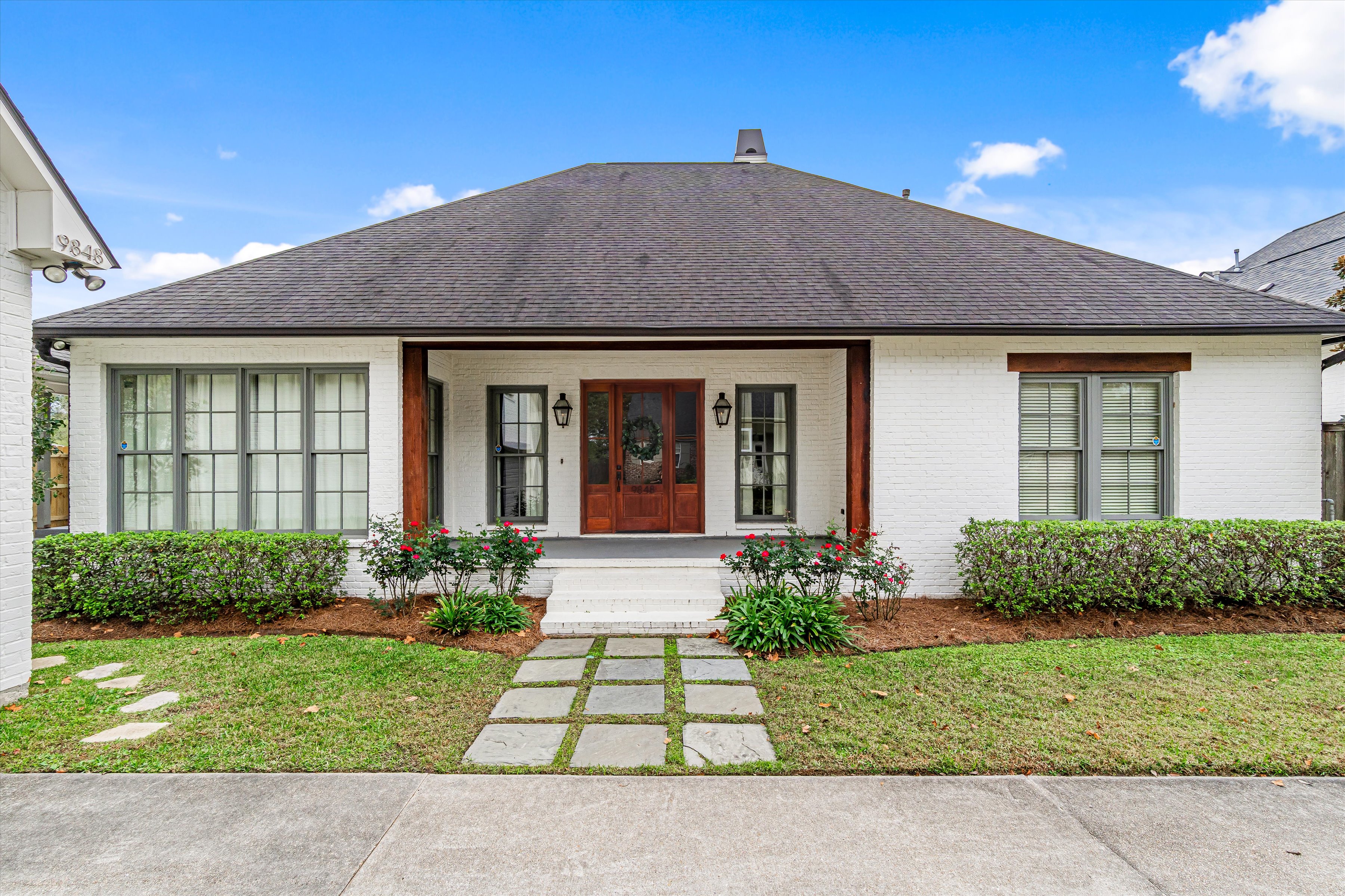 Baton Rouge, Louisiana, 70809, United States, 3 Bedrooms Bedrooms, ,4 BathroomsBathrooms,Residential,For Sale,1998392