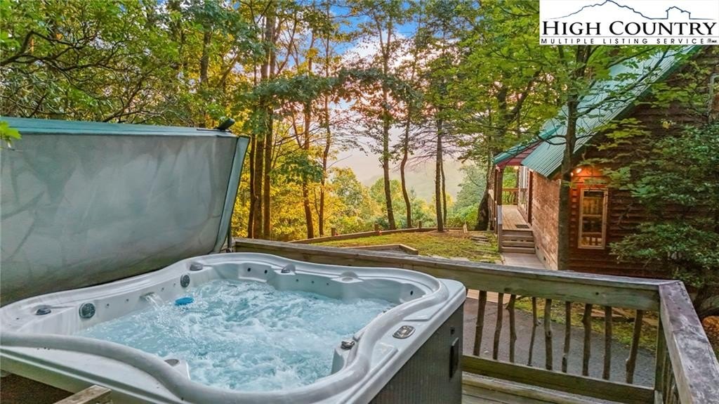 Ferguson, North Carolina, 28624, United States, 3 Bedrooms Bedrooms, ,2 BathroomsBathrooms,Residential,For Sale,1984424