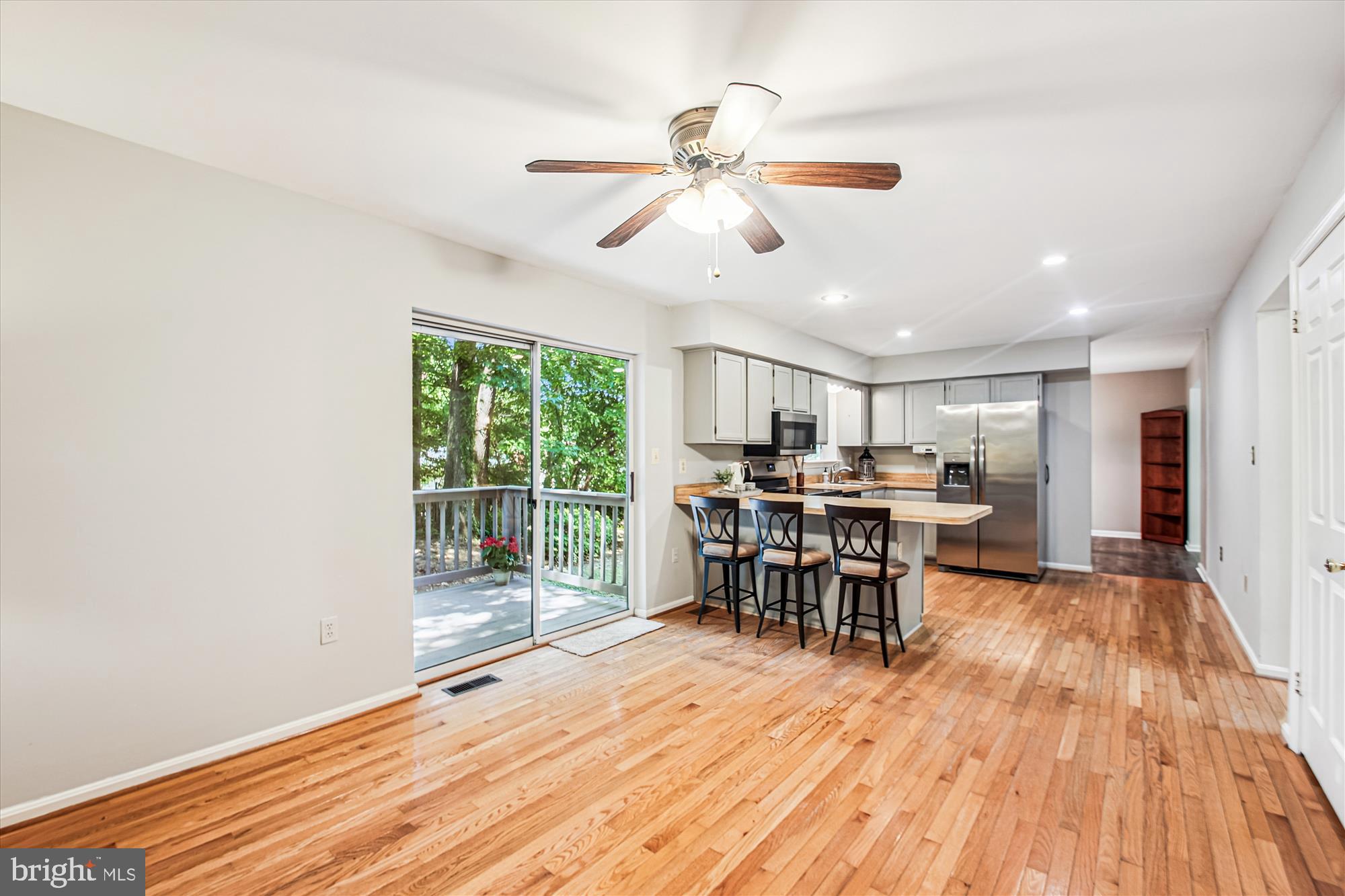 Arnold, Maryland, 21012, United States, 4 Bedrooms Bedrooms, ,3 BathroomsBathrooms,Residential,For Sale,1979079