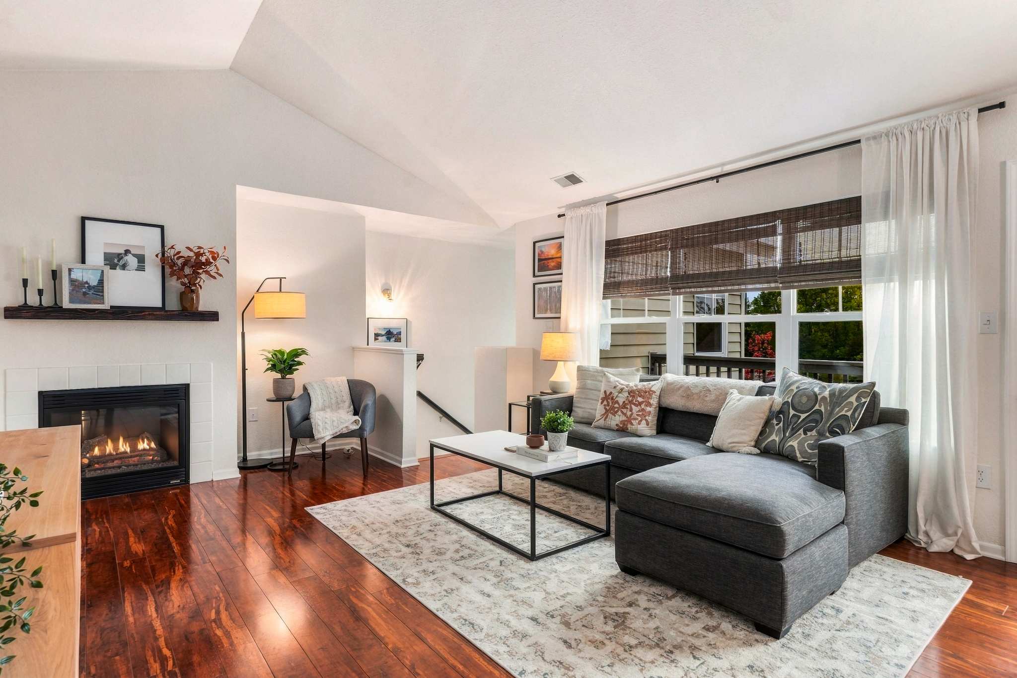  Pewaukee Condo with Scenic Pond Views & Resort Amenities - 物件實景