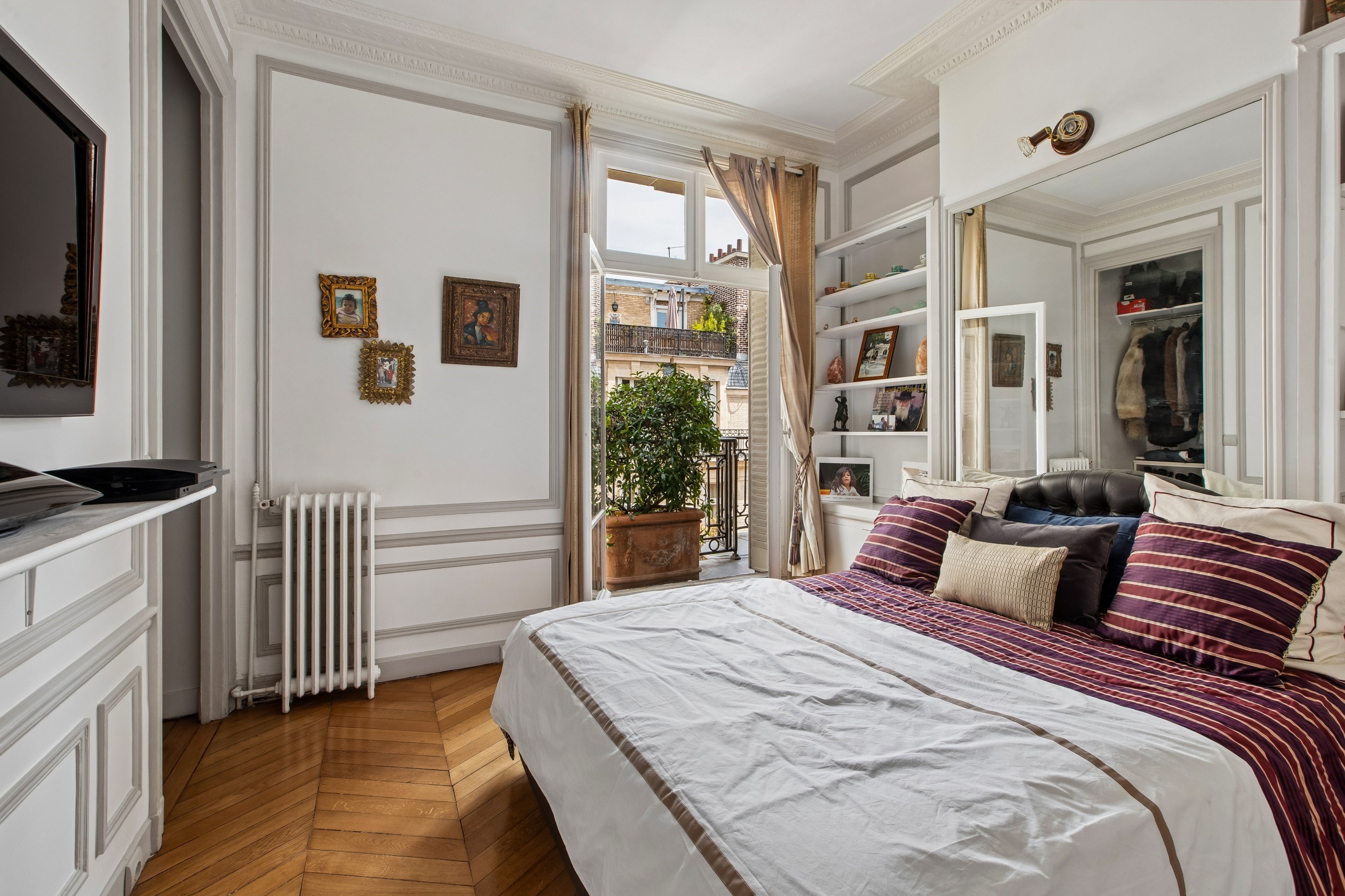 Elegant 262m² Apartment with Expansive Views in 16th Arrondissement - 物件實景