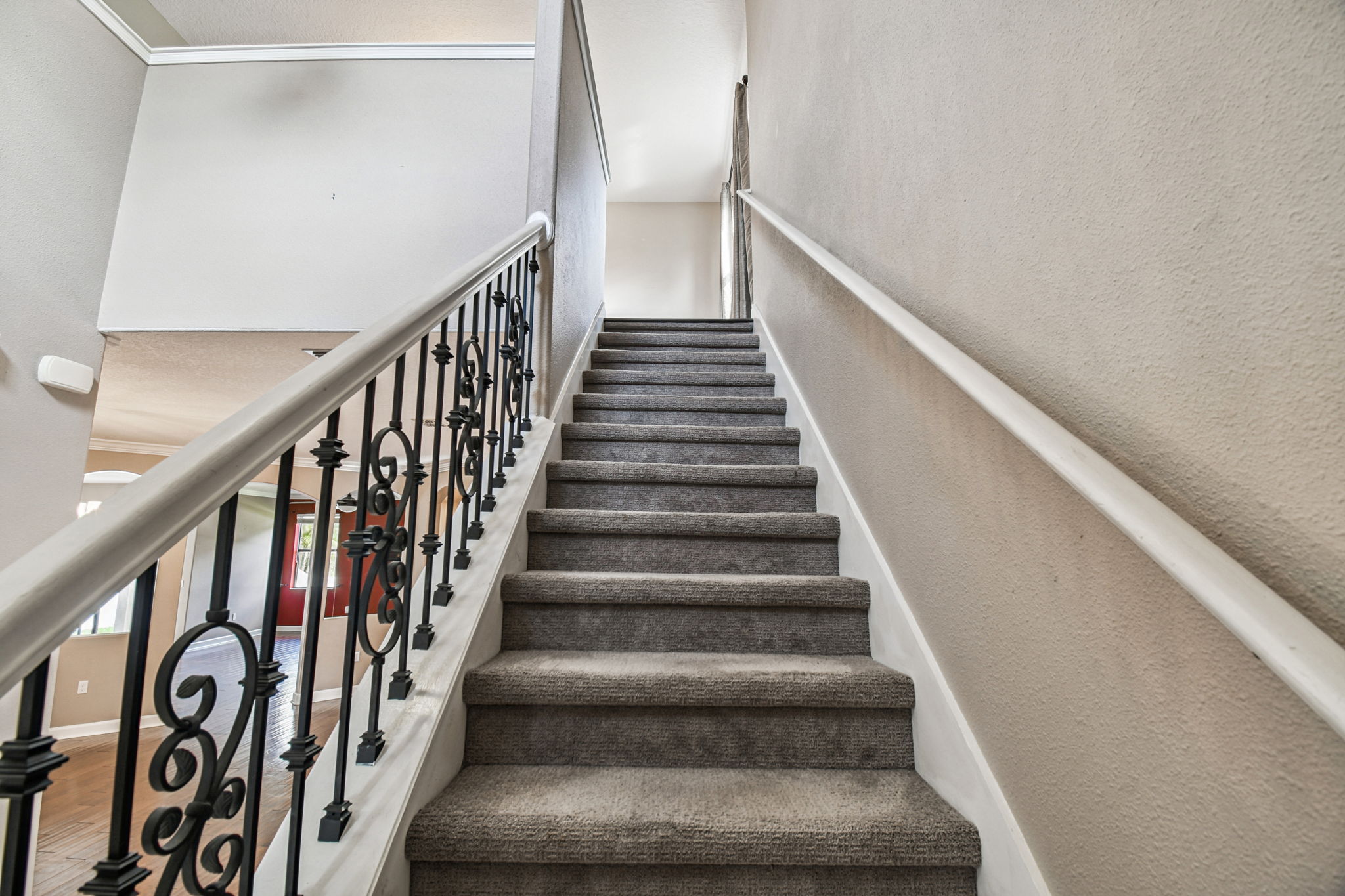 New Port Richey, Florida, 34655, United States, 6 Bedrooms Bedrooms, ,4 BathroomsBathrooms,Residential,For Sale,1980137