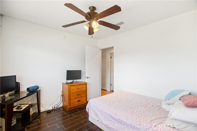 Rialto, California, 92376, United States, 4 Bedrooms Bedrooms, ,2 BathroomsBathrooms,Residential,For Sale,1989917