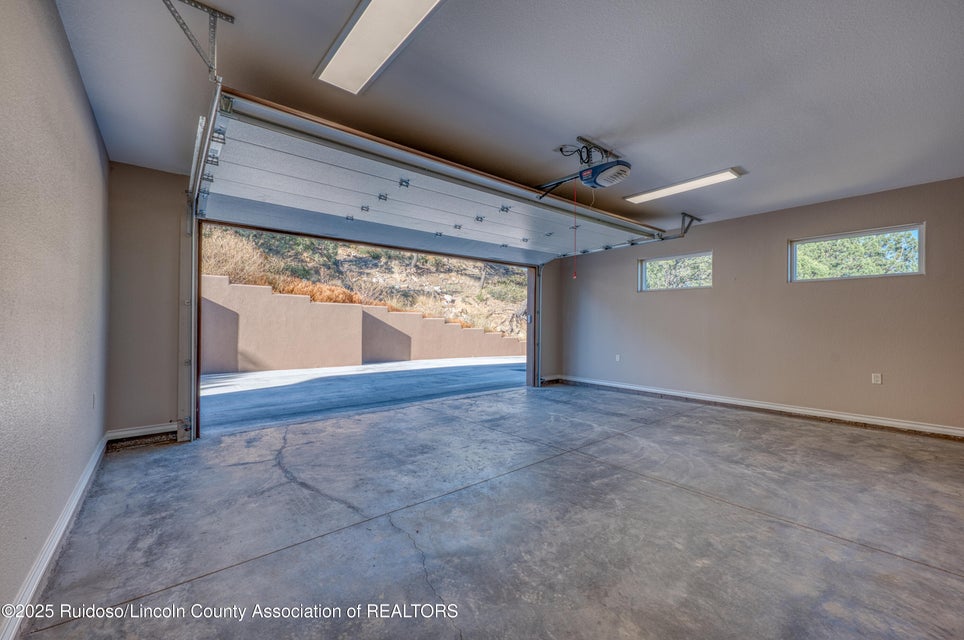 Ruidoso, New Mexico, 88345, United States, 4 Bedrooms Bedrooms, ,4 BathroomsBathrooms,Residential,For Sale,2006440