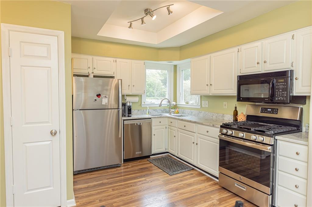 Marietta, Georgia, 30062, United States, 2 Bedrooms Bedrooms, ,2 BathroomsBathrooms,Residential,For Sale,1937708