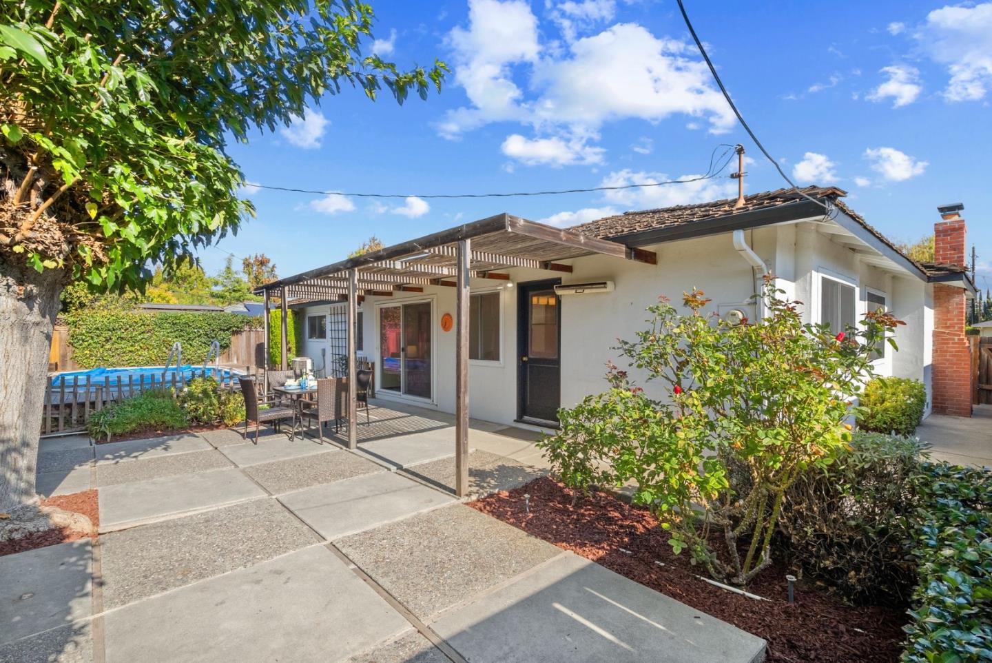 San Jose, California, 95118, United States, 4 Bedrooms Bedrooms, ,2 BathroomsBathrooms,Residential,For Sale,1986269