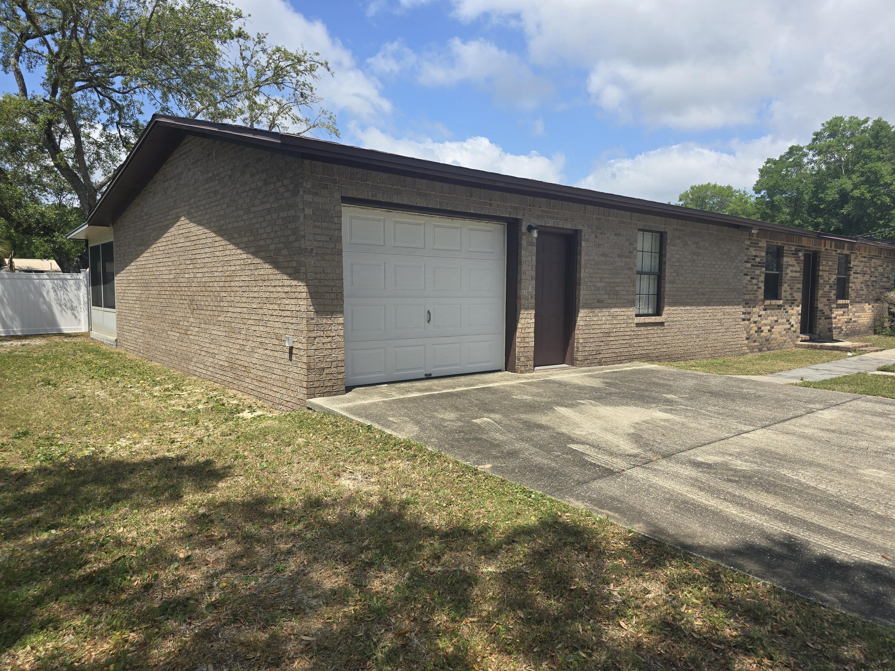 Fort Walton Beach, Florida, 32547, United States, 8 Bedrooms Bedrooms, ,4 BathroomsBathrooms,Residential,For Sale,1821326