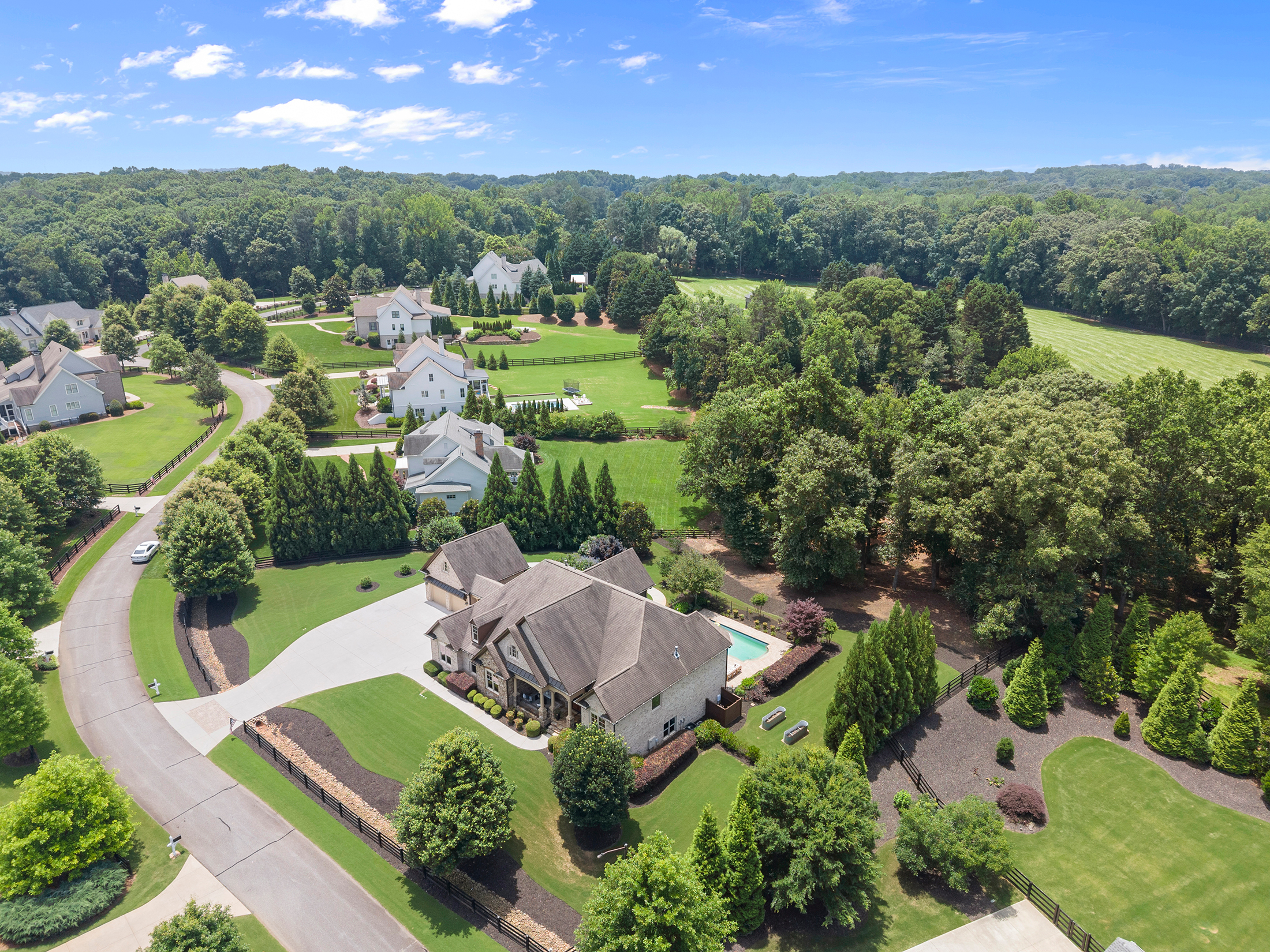  A Private Luxury Estate Set on Over One-Acre in Trinity Creek - 物件實景