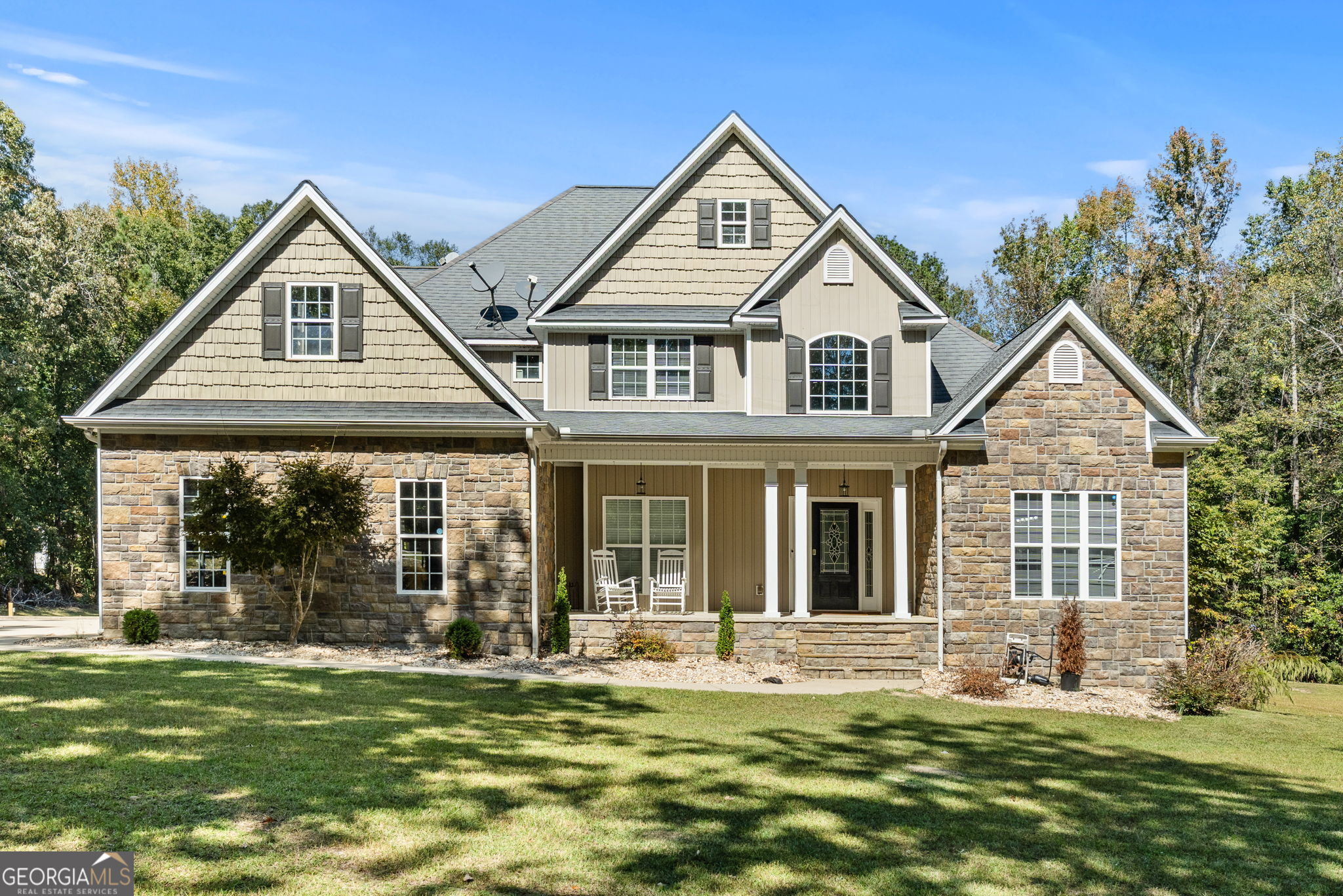 Meansville, Georgia, 30256, United States, 5 Bedrooms Bedrooms, ,4 BathroomsBathrooms,Residential,For Sale,2002650