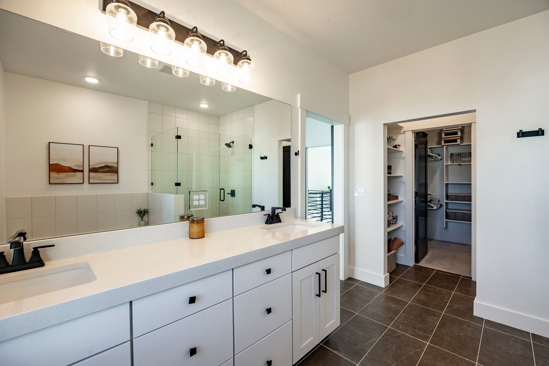  Stylish 2023 Move-In Ready Home  Silver Creek Village - 物件實景