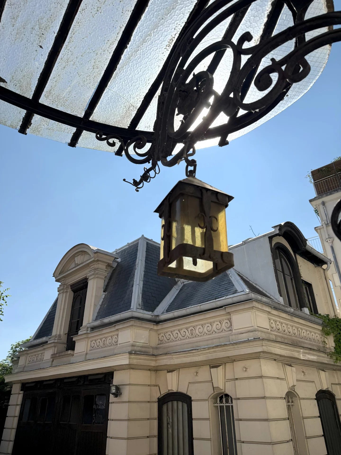 Versailles, Île-de-France, 78000, FR, 8 Bedrooms Bedrooms, ,8 BathroomsBathrooms,Residential,For Sale,1876940