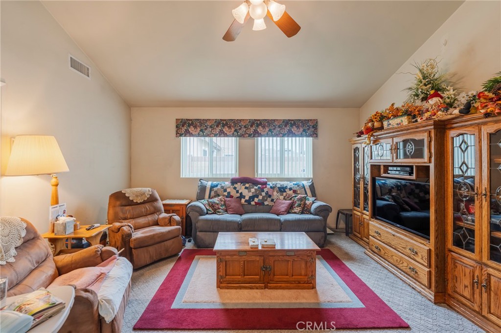 Cypress, California, 90630, United States, 3 Bedrooms Bedrooms, ,3 BathroomsBathrooms,Residential,For Sale,1989138