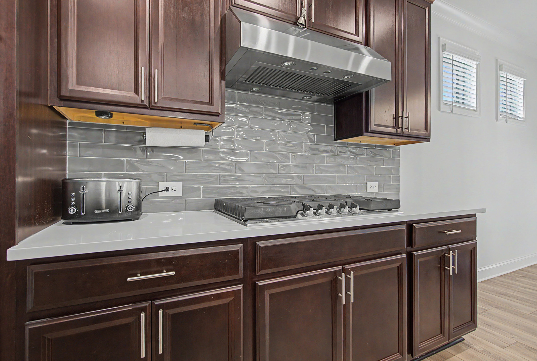  Beautiful Home in Hickory Bluffs Gated Community - 物件實景