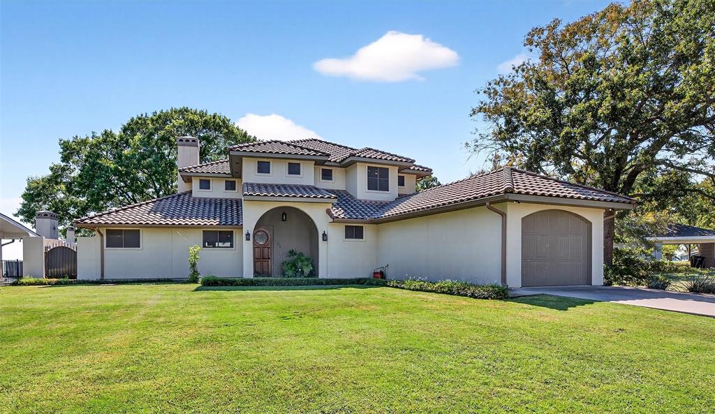 Pottsboro, Texas, 75076, United States, 4 Bedrooms Bedrooms, ,3 BathroomsBathrooms,Residential,For Sale,1974210