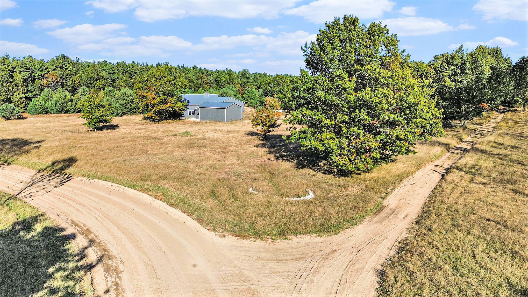 Shelby, Michigan, 49455, United States, 4 Bedrooms Bedrooms, ,2 BathroomsBathrooms,Residential,For Sale,1940109