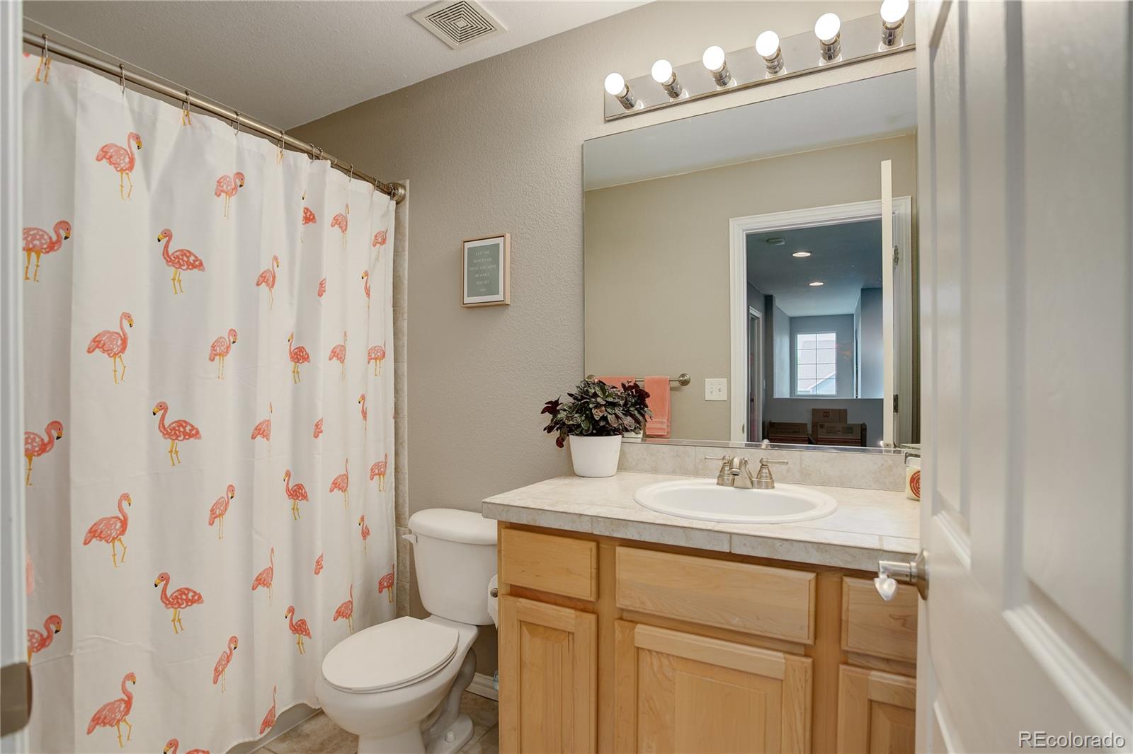 Henderson, Colorado, 80640, United States, 5 Bedrooms Bedrooms, ,3 BathroomsBathrooms,Residential,For Sale,2002056