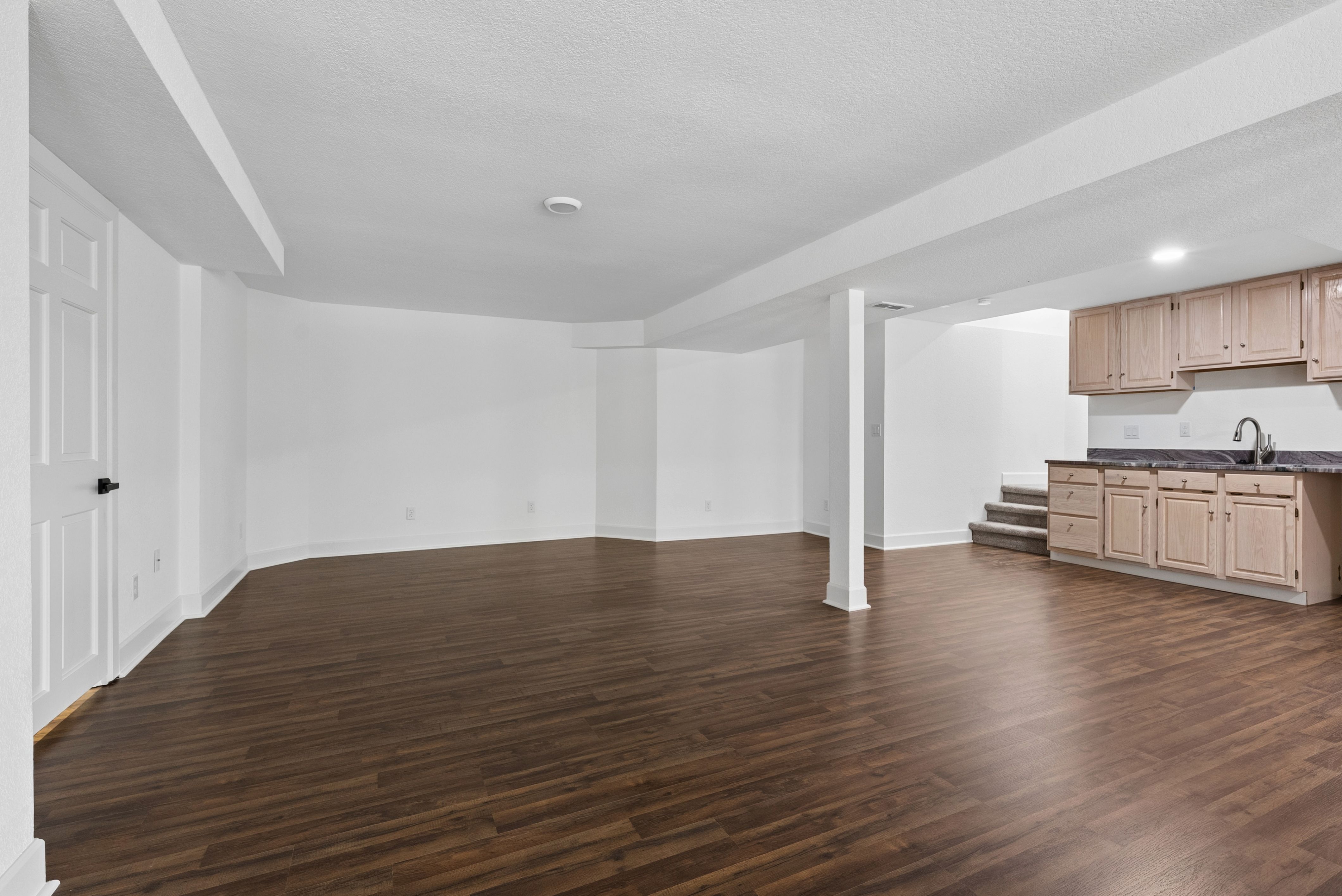  Nestled on a cul-de-sac in the sought-after Piney Creek neighborhood, - 物件實景