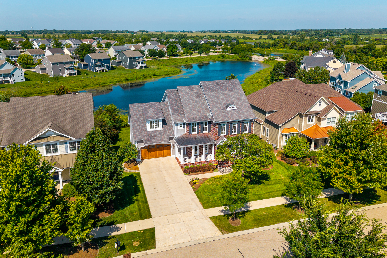 Sugar Grove, Illinois, 60554, United States, 4 Bedrooms Bedrooms, ,4 BathroomsBathrooms,Residential,For Sale,1918159