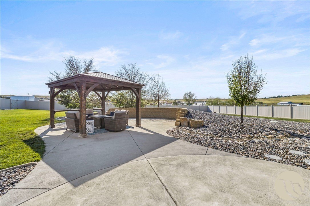 Billings, Montana, 59105, United States, 5 Bedrooms Bedrooms, ,3 BathroomsBathrooms,Residential,For Sale,1910602