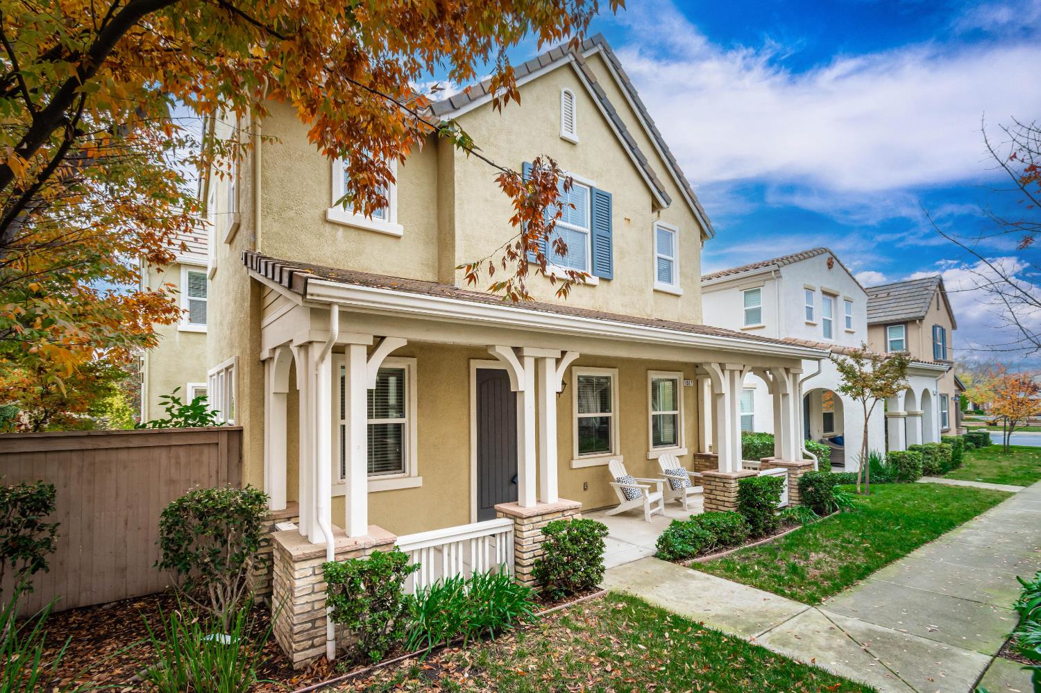 Folsom, California, 95630, United States, 4 Bedrooms Bedrooms, ,3 BathroomsBathrooms,Residential,For Sale,2000807