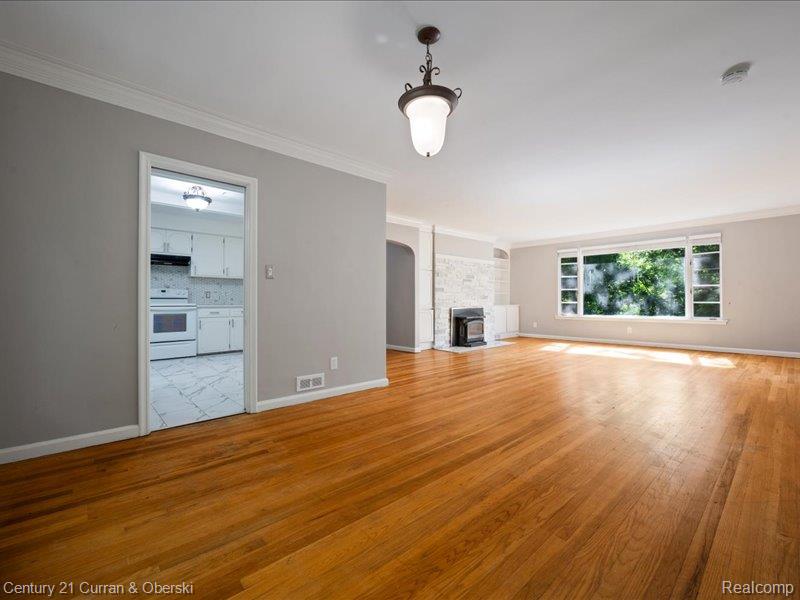 Inkster, Michigan, 48141, United States, 3 Bedrooms Bedrooms, ,3 BathroomsBathrooms,Residential,For Sale,1983266