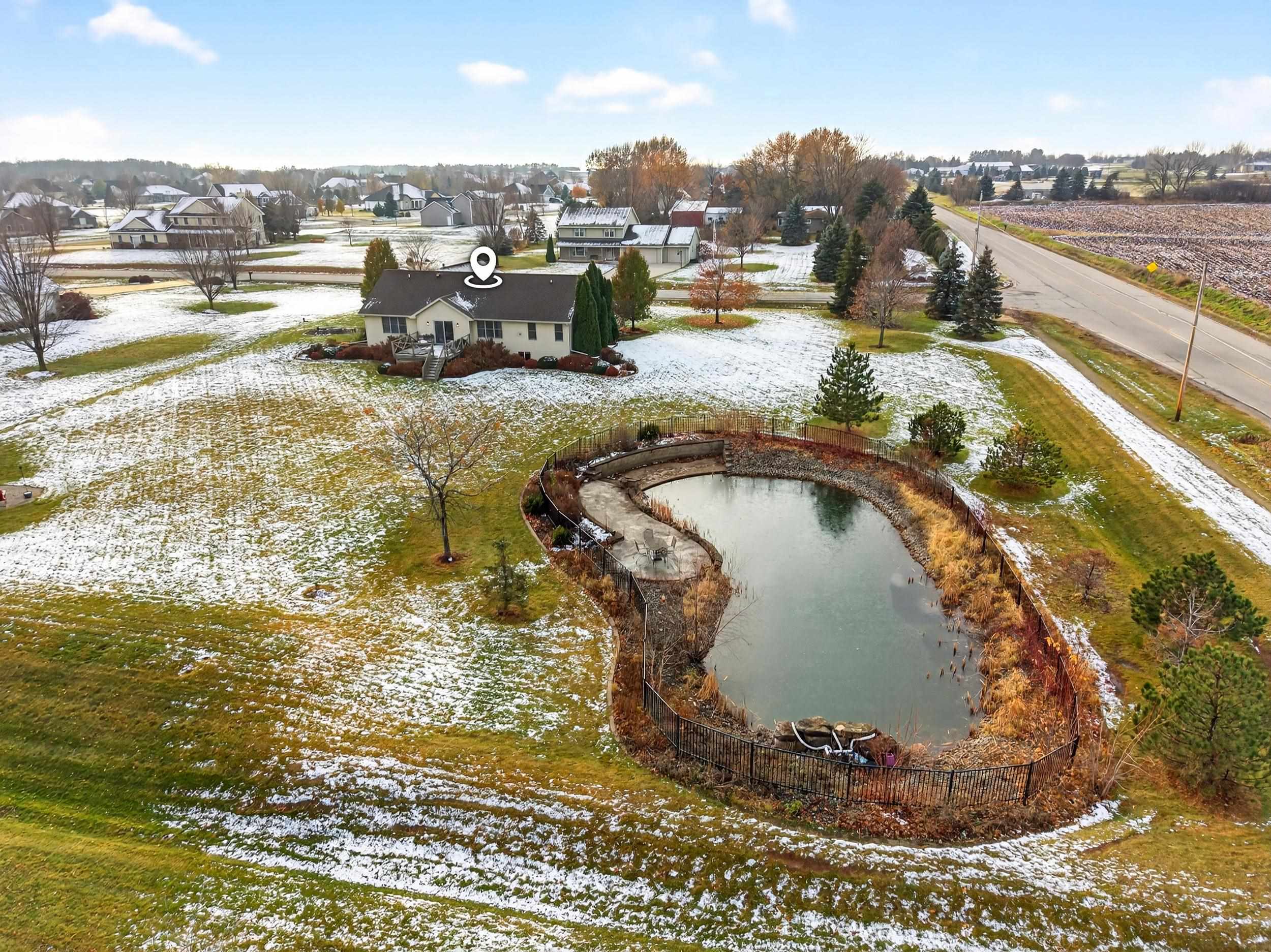 Neenah, Wisconsin, 54956, United States, 4 Bedrooms Bedrooms, ,4 BathroomsBathrooms,Residential,For Sale,1996384