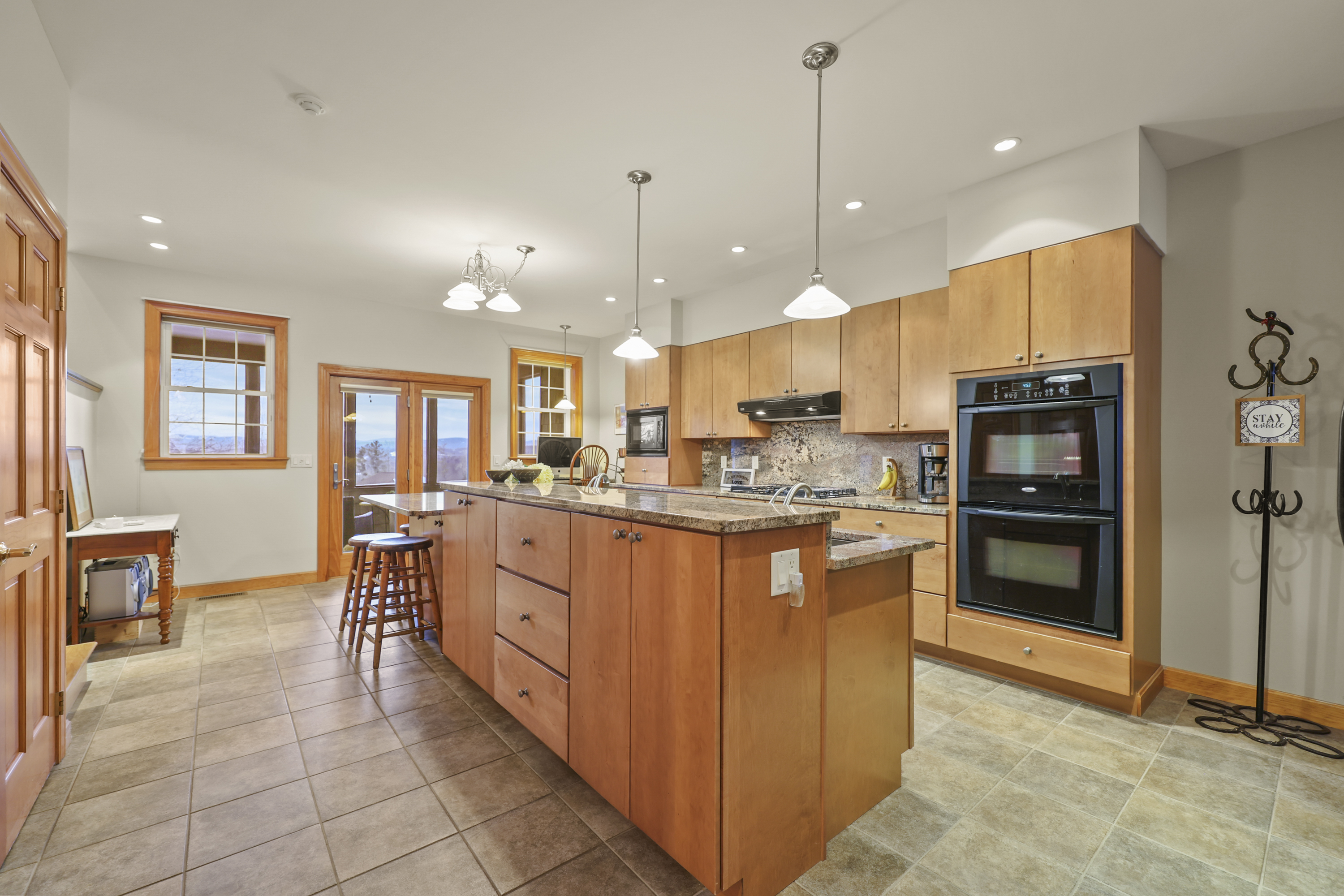  Majestic & Magical Berkshire Mountaintop Home with Views - 物件實景