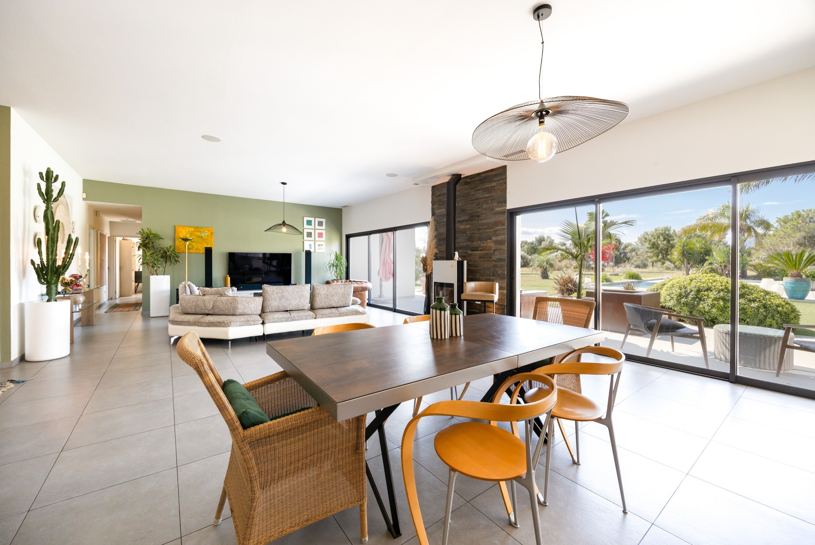  Contemporary Country Villa on 1.5 Hectares with Mountain Views - 物件實景