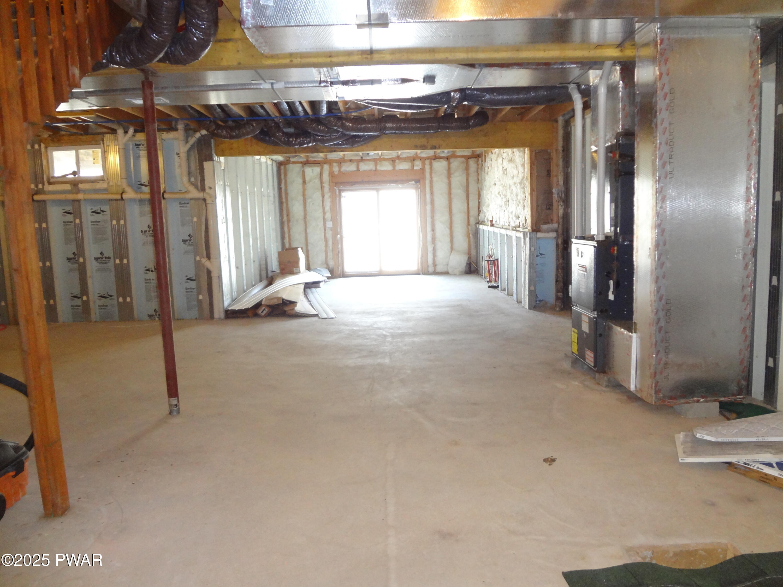 Hawley, Pennsylvania, 18428, United States, 4 Bedrooms Bedrooms, ,3 BathroomsBathrooms,Residential,For Sale,1983271