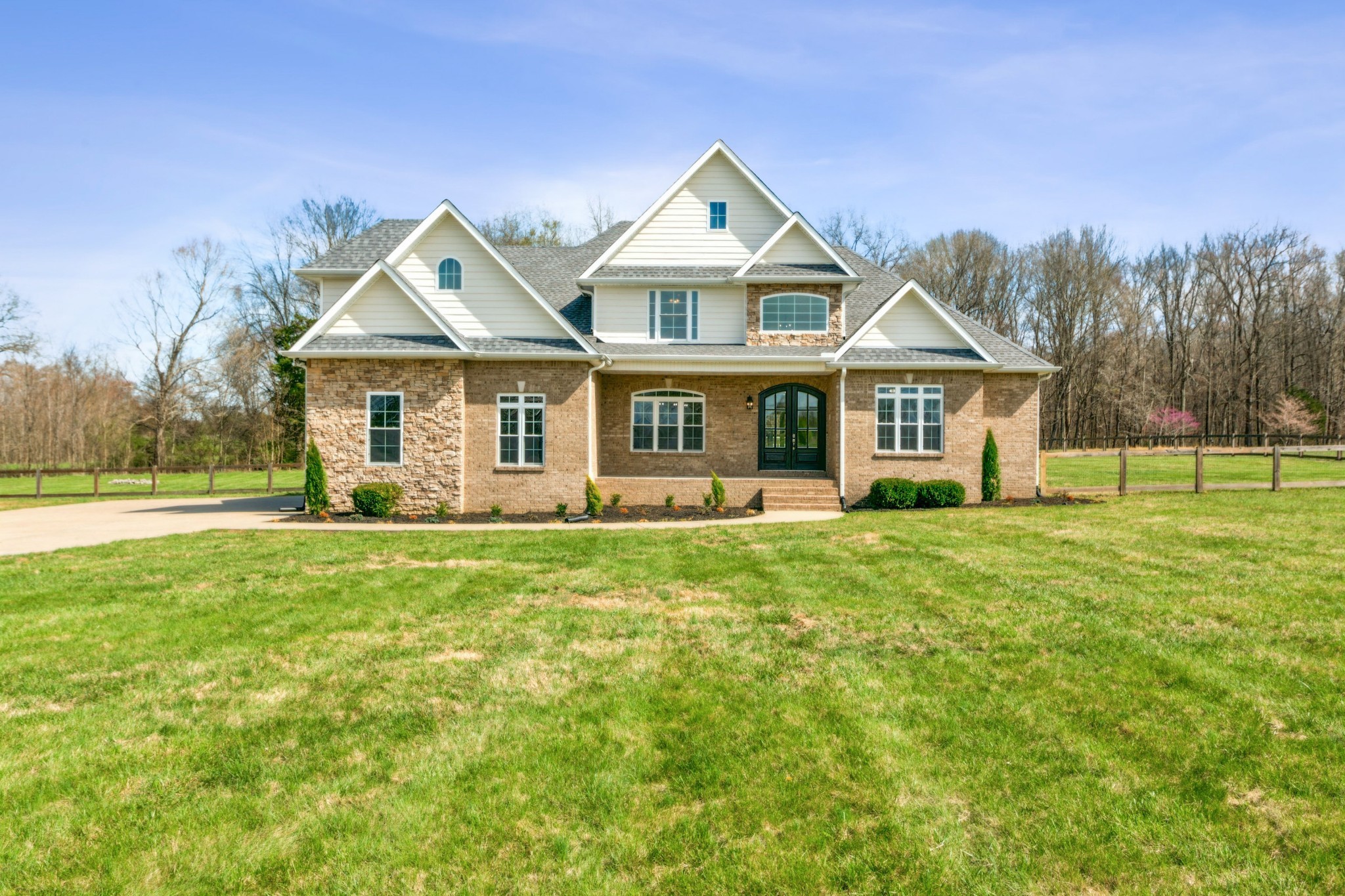 Cedar Hill, Tennessee, 37032, United States, 4 Bedrooms Bedrooms, ,4 BathroomsBathrooms,Residential,For Sale,1899729