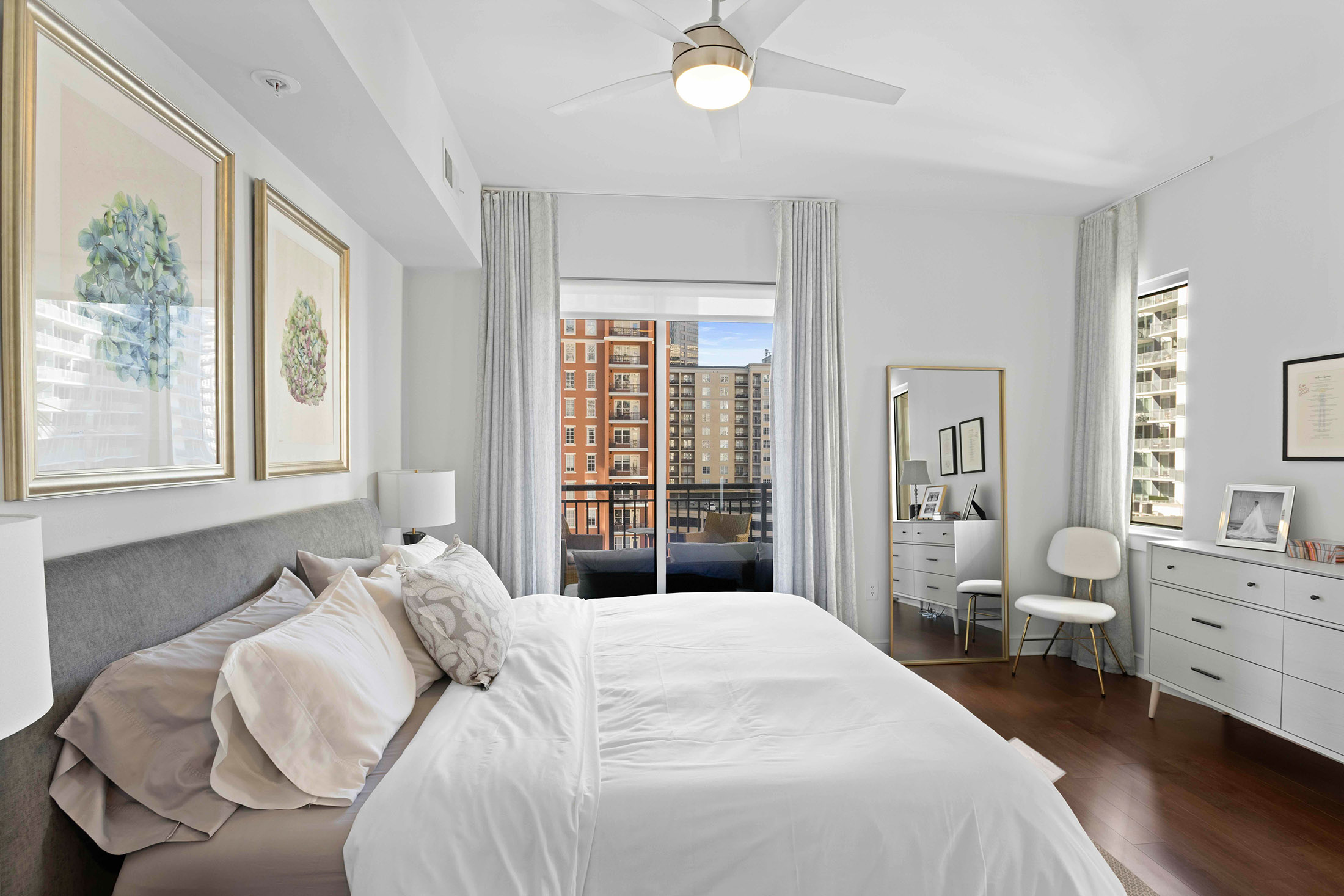  Modern Intown Living at Luxe - 物件實景