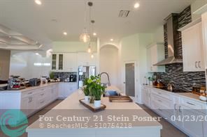 Okeechobee, Florida, 34972, United States, ,Residential,For Sale,1780804