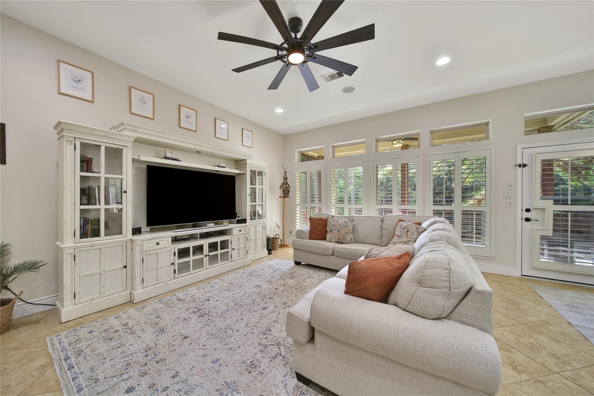 Montgomery, Texas, 77316, United States, 3 Bedrooms Bedrooms, ,3 BathroomsBathrooms,Residential,For Sale,1992455