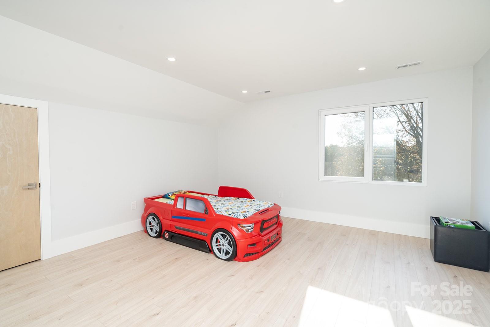 Waxhaw, North Carolina, 28173, United States, 5 Bedrooms Bedrooms, ,4 BathroomsBathrooms,Residential,For Sale,1990877