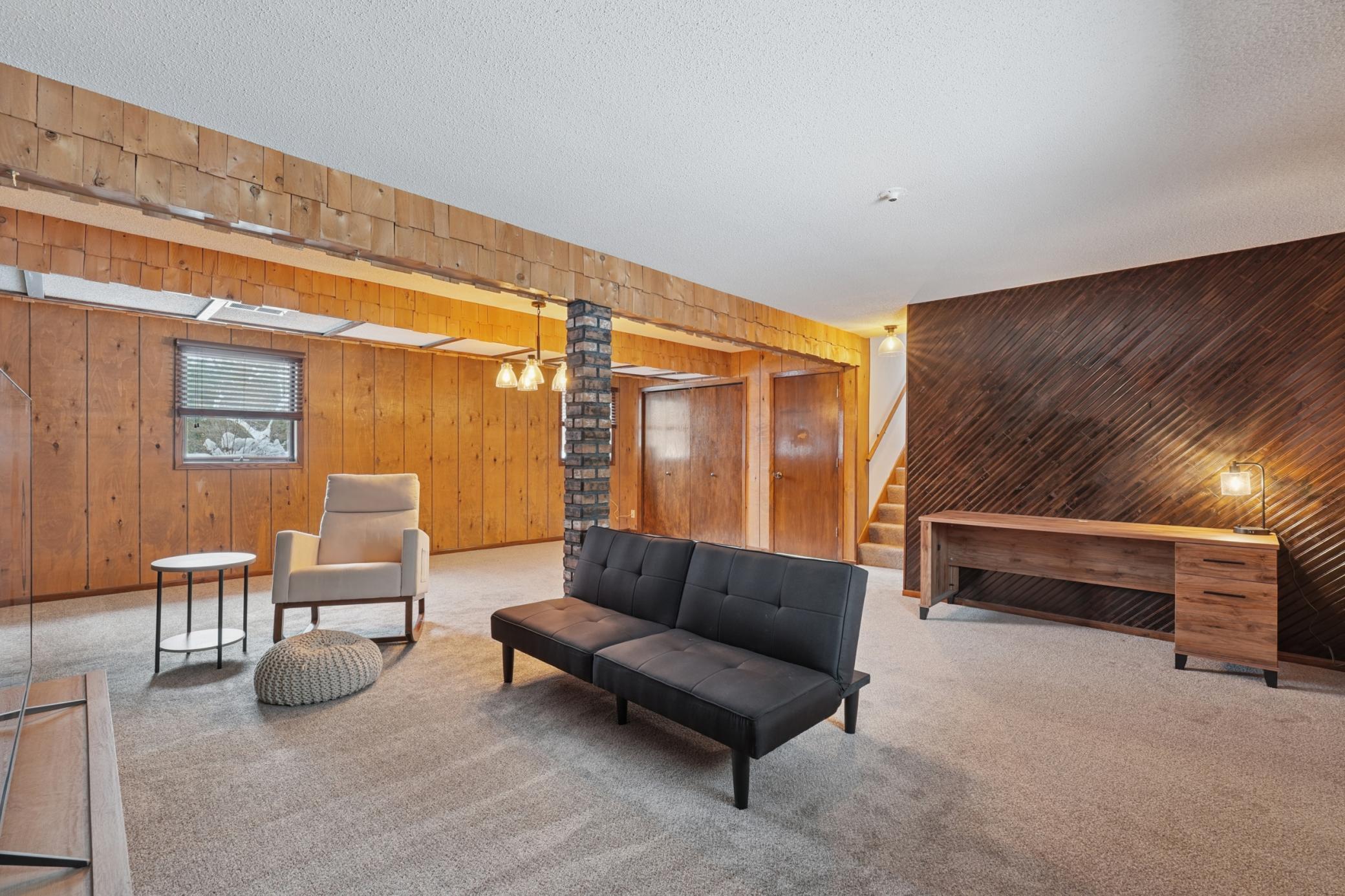 Hudson, Wisconsin, 54016, United States, 3 Bedrooms Bedrooms, ,1 BathroomBathrooms,Residential,For Sale,2002060