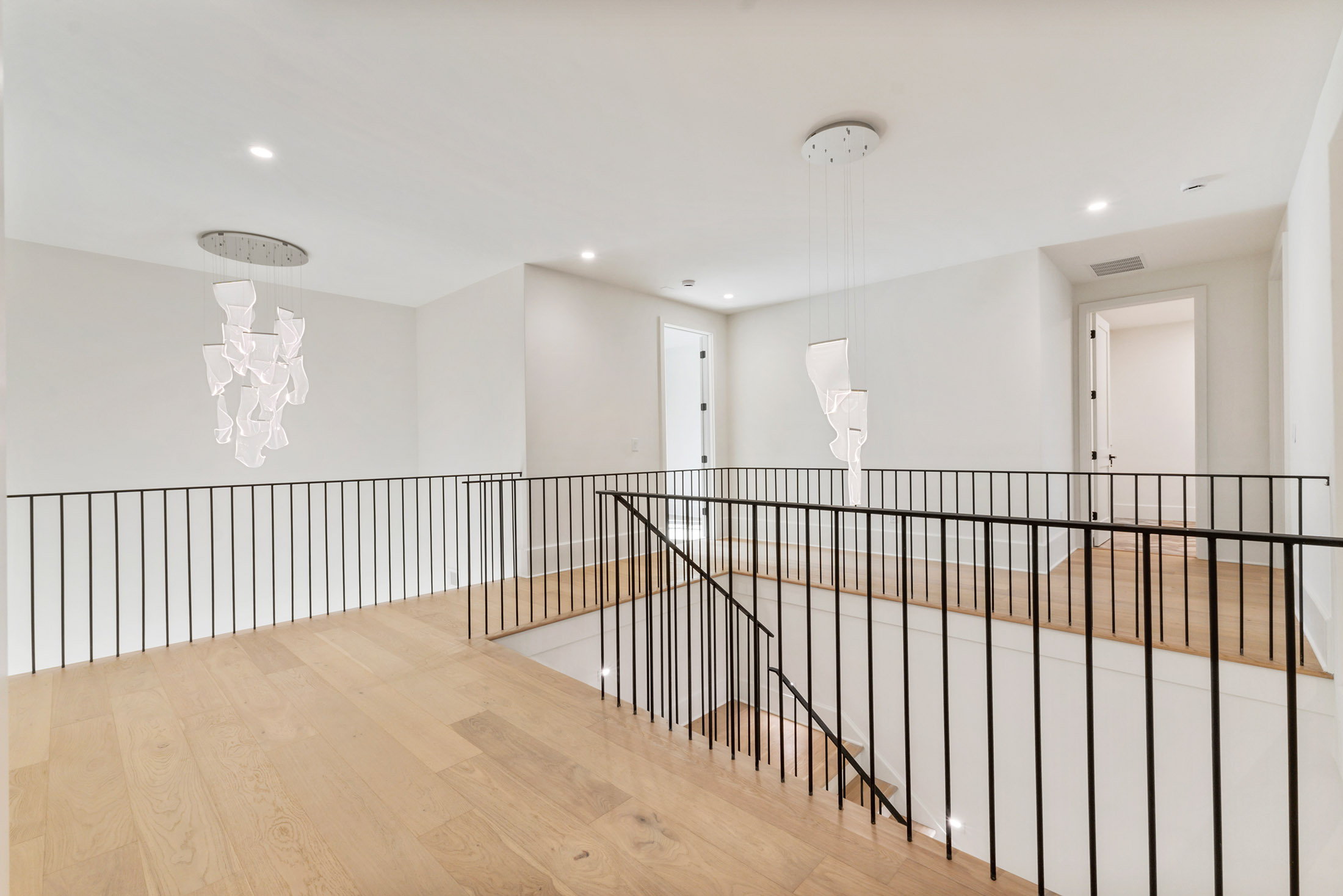  The Epitome of Alpharetta Luxury: Transitional Masterpiece in Garden District - 物件實景