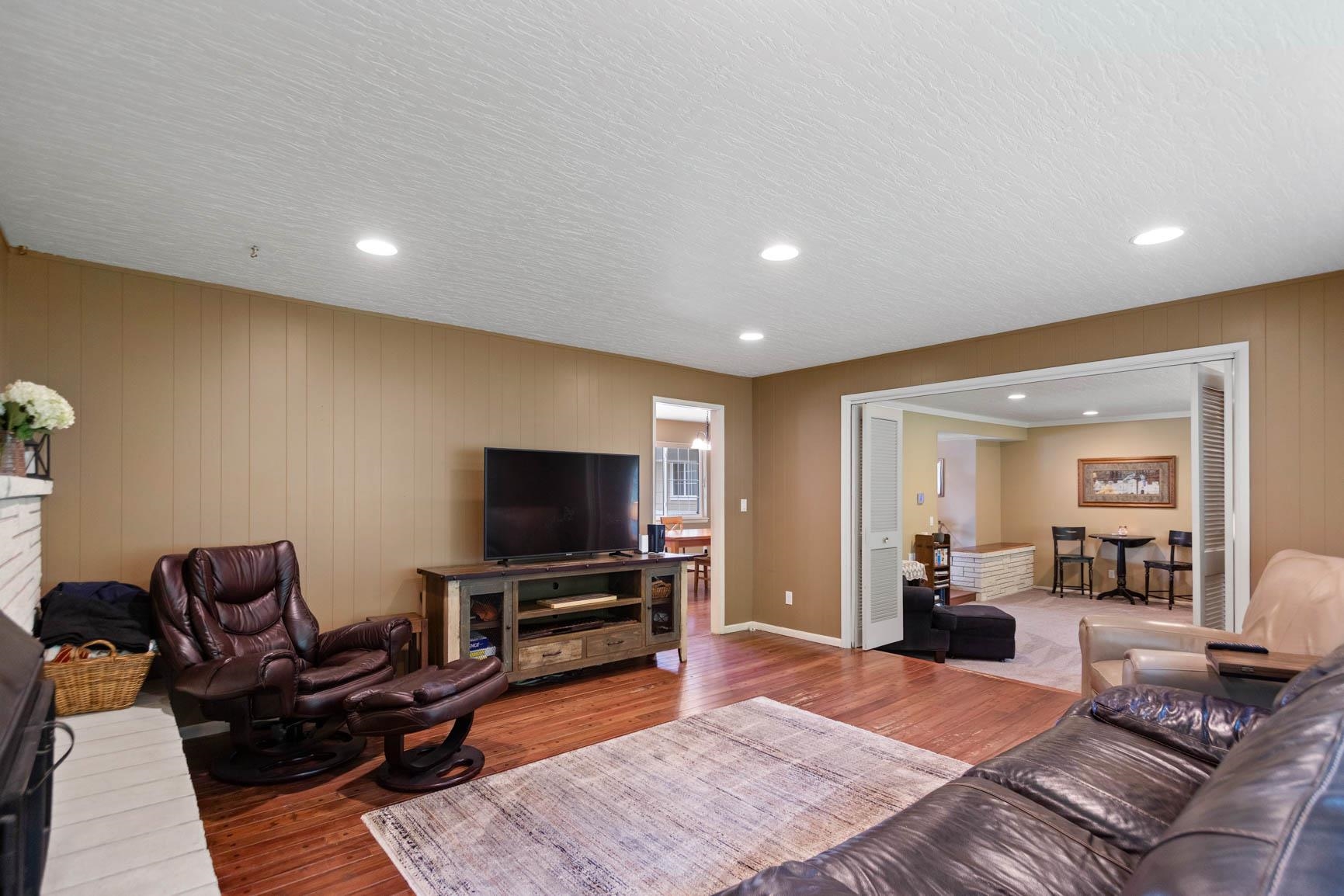 Spokane, Washington, 99218, United States, 4 Bedrooms Bedrooms, ,4 BathroomsBathrooms,Residential,For Sale,1828122