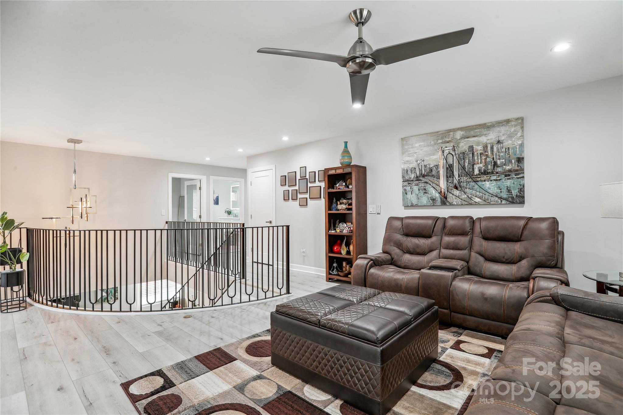 Charlotte, North Carolina, 28227, United States, 5 Bedrooms Bedrooms, ,4 BathroomsBathrooms,Residential,For Sale,1941772