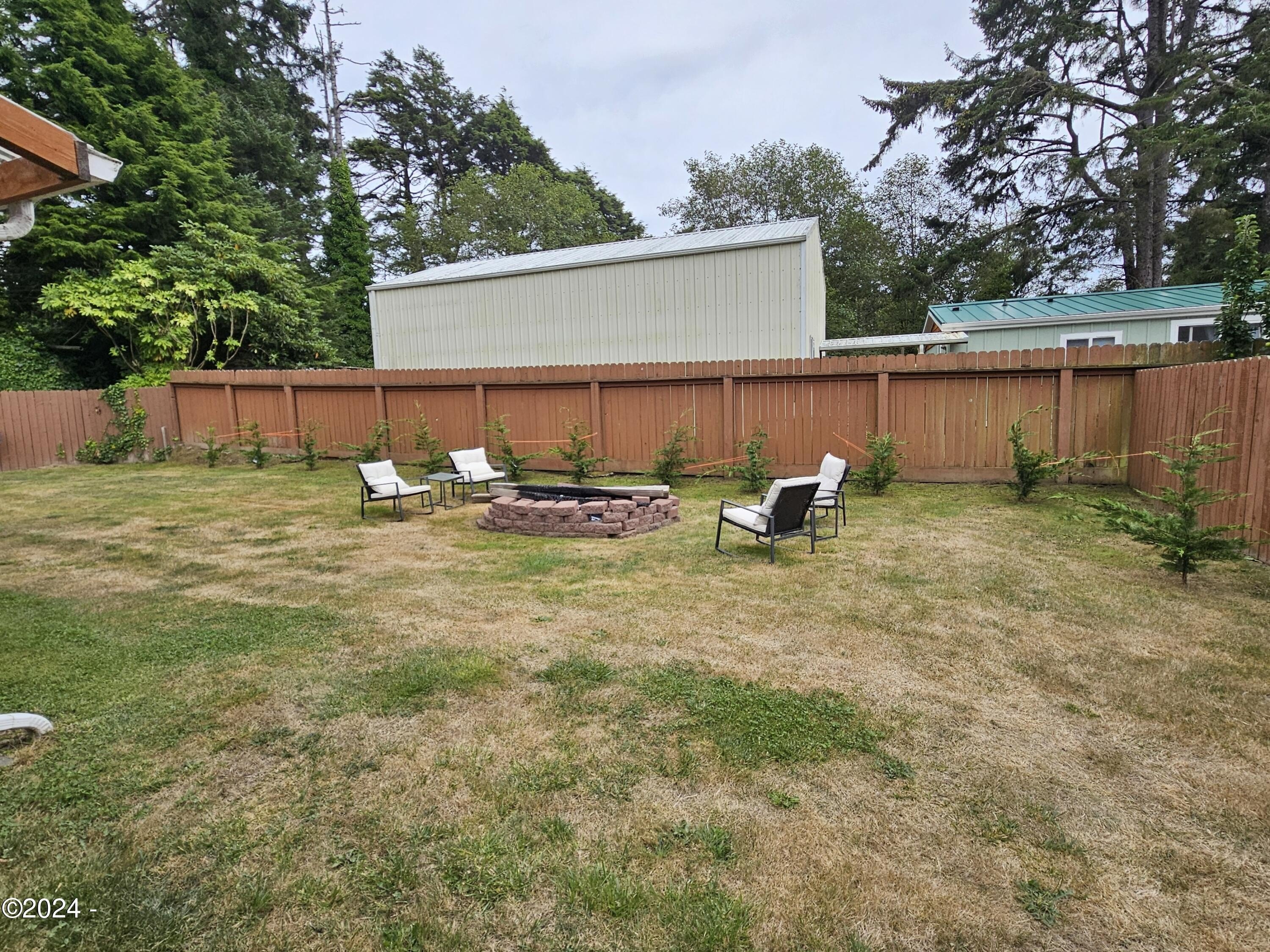 298 NE 53rd ST, Newport, Oregon, 97365, United States, 4 Bedrooms Bedrooms, ,2 BathroomsBathrooms,Residential,For Sale,298 NE 53rd ST,1623040