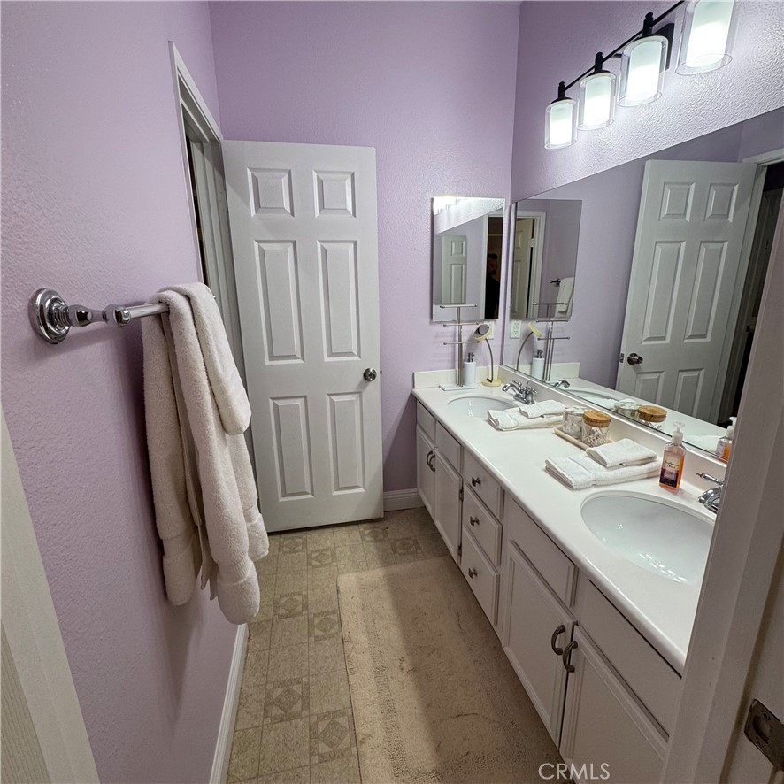 Lancaster, California, 93534, United States, 4 Bedrooms Bedrooms, ,2 BathroomsBathrooms,Residential,For Sale,2007515