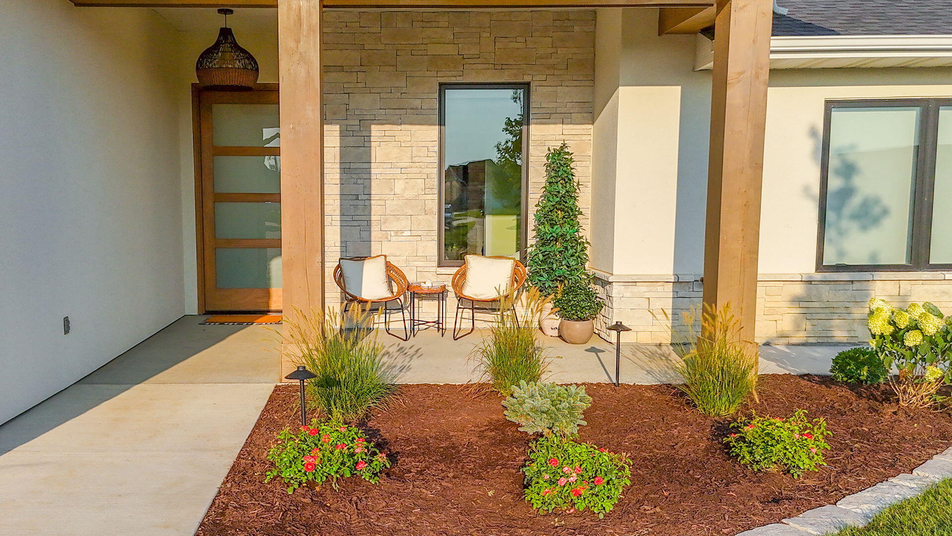 COLUMBIA, Missouri, 65201, United States, 3 Bedrooms Bedrooms, ,2 BathroomsBathrooms,Residential,For Sale,1984001