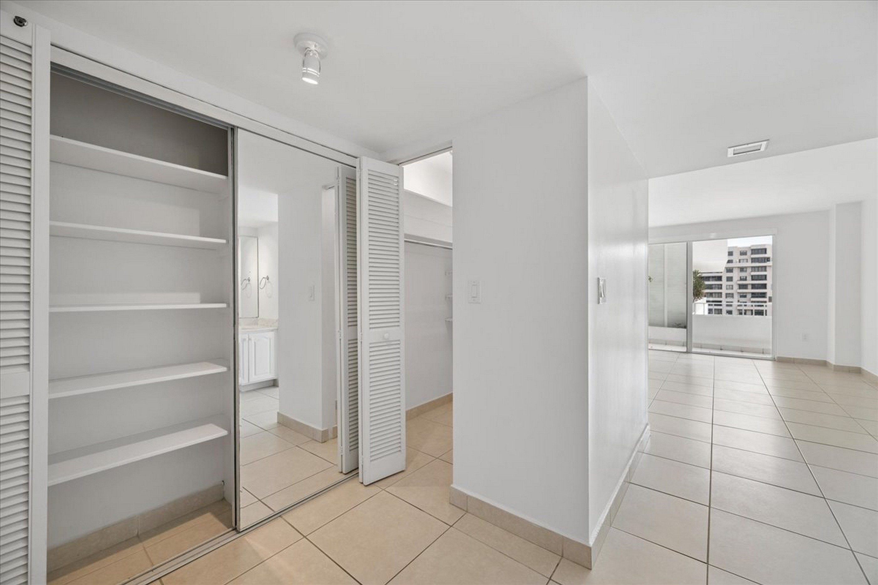  199 Ocean Lane Dr, Key Biscayne, FL, 33149 - 物件實景