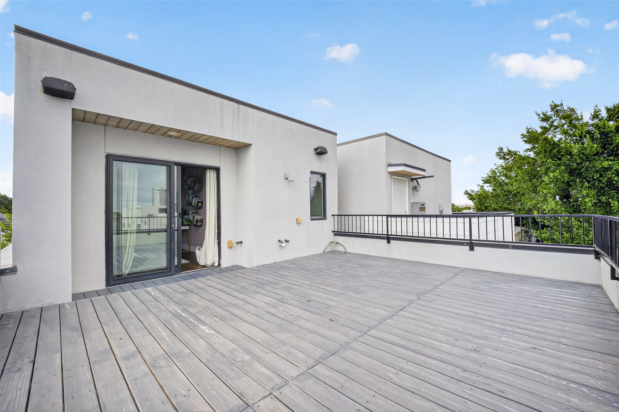  1613 Vermont Street B - 物件實景