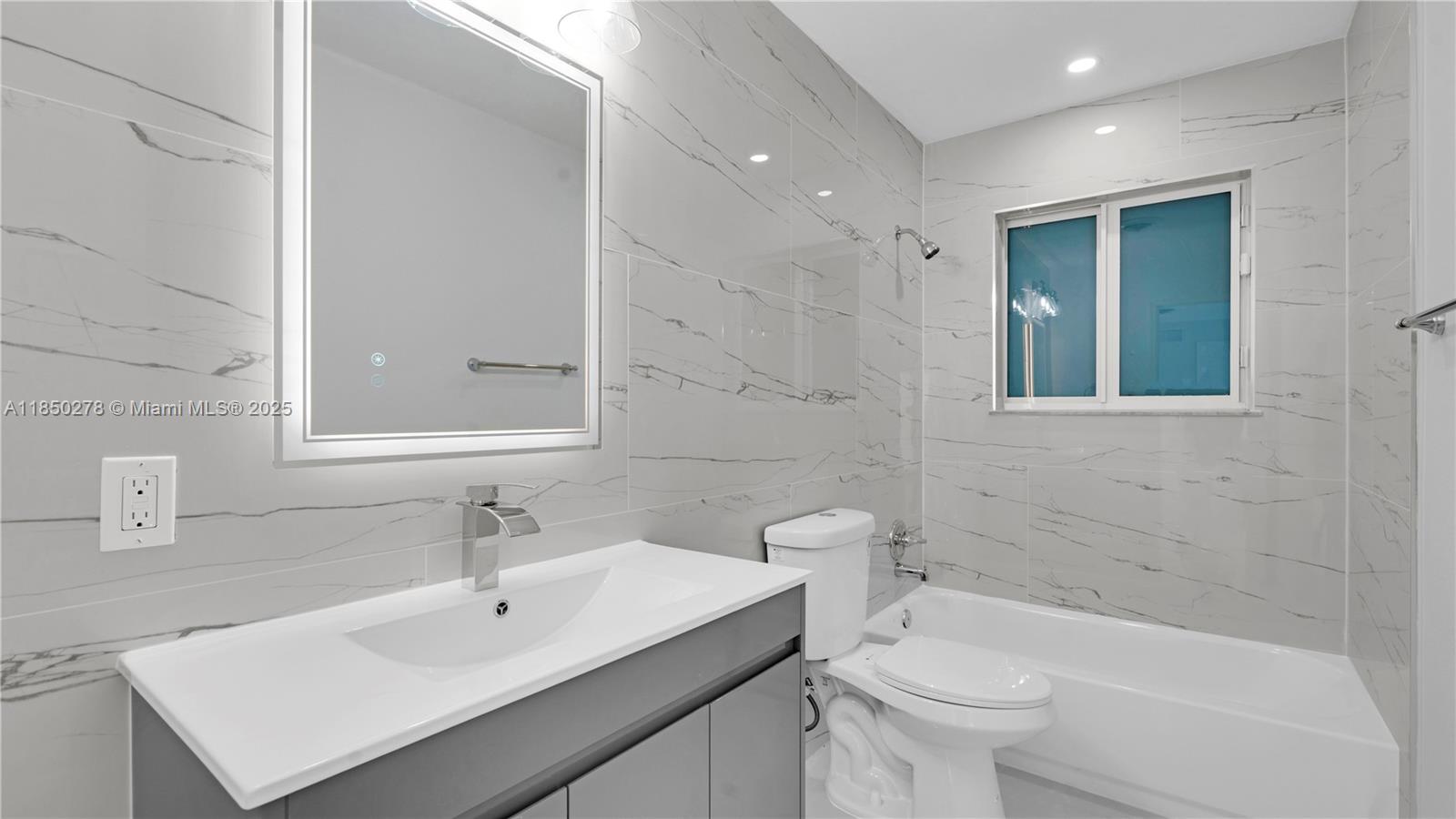 Miami, Florida, 33162, United States, 4 Bedrooms Bedrooms, ,2 BathroomsBathrooms,Residential,For Sale,1908932