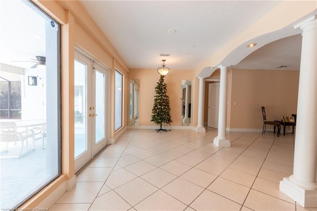 Sebring, Florida, 33872, United States, 3 Bedrooms Bedrooms, ,4 BathroomsBathrooms,Residential,For Sale,2006255