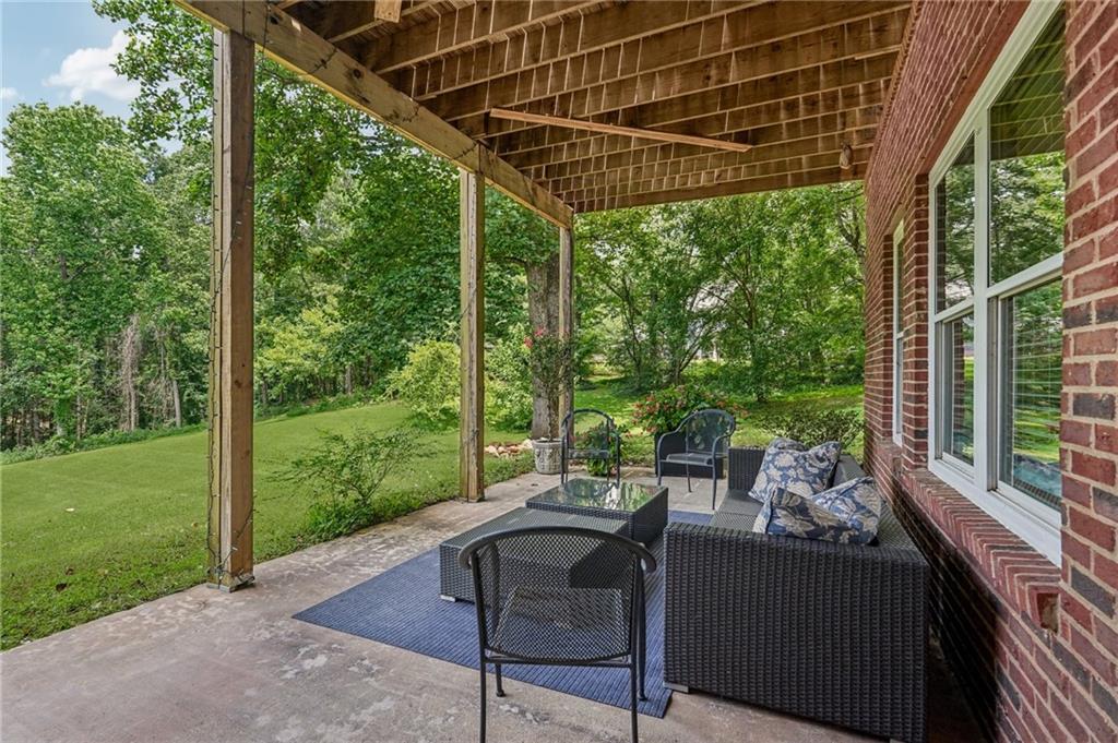 Cartersville, Georgia, 30121, United States, 5 Bedrooms Bedrooms, ,6 BathroomsBathrooms,Residential,For Sale,1902967