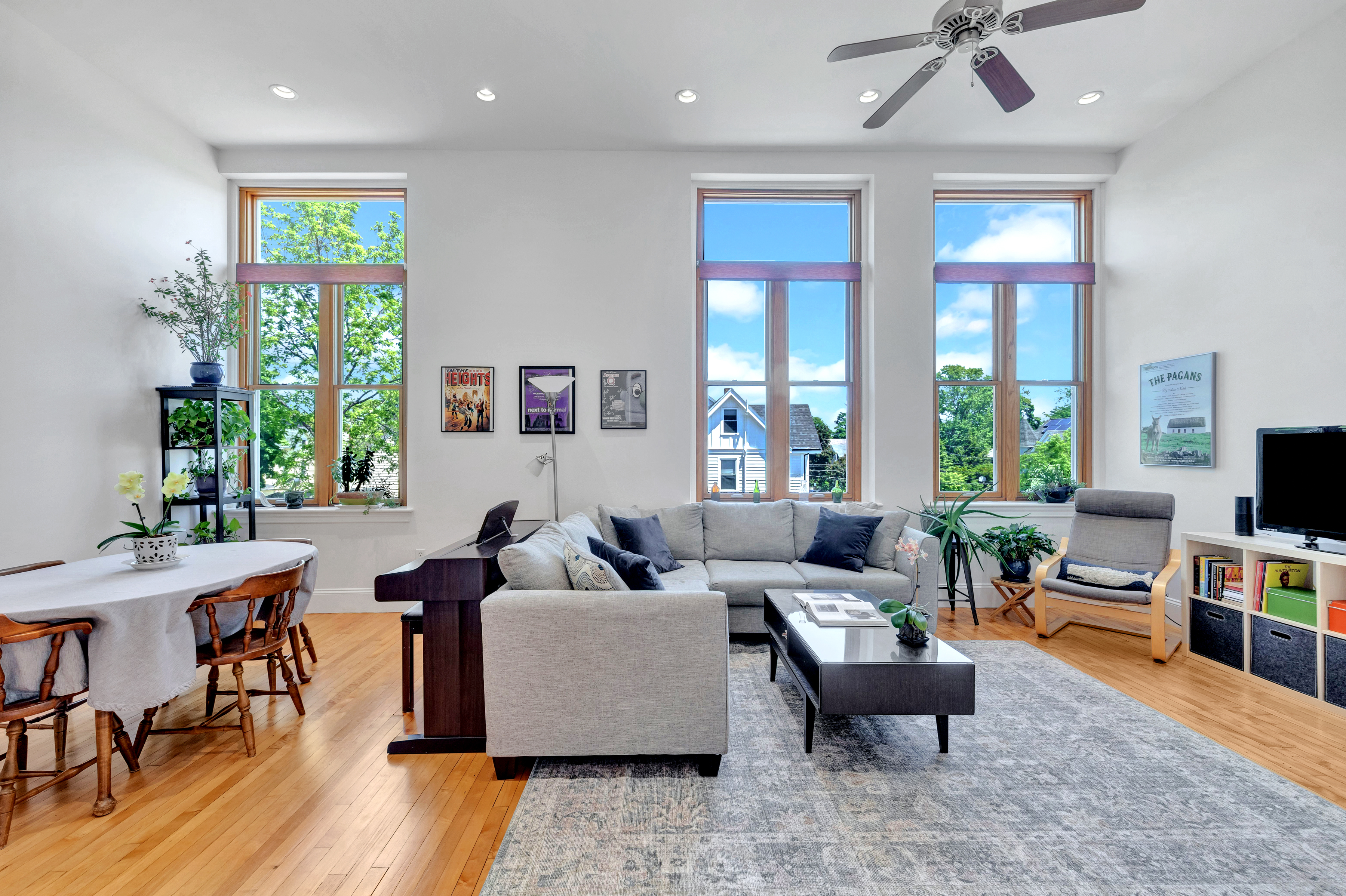  122 Sharon Street, Unit 203, Medford, MA, 02155 - 物件實景